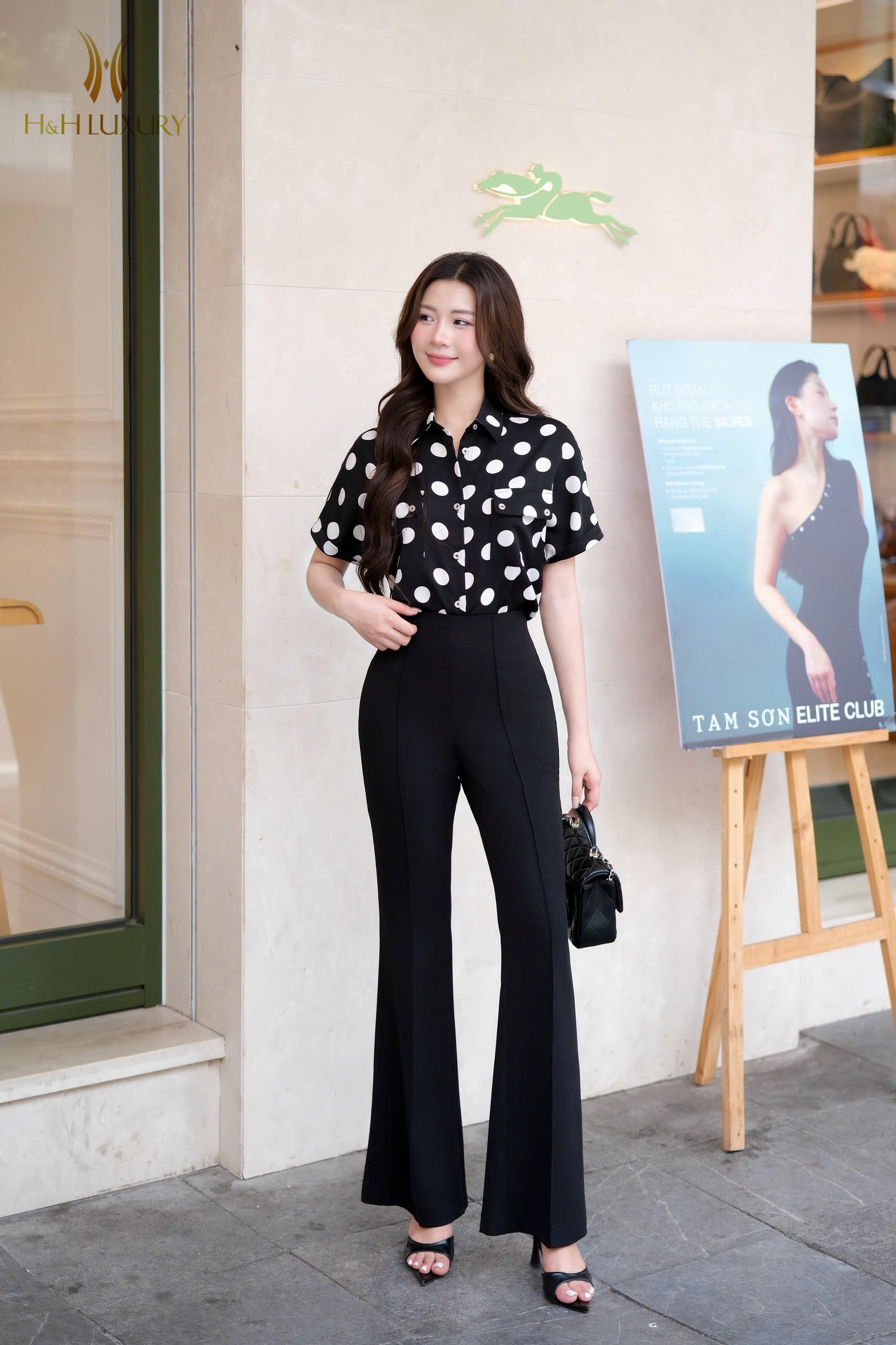 ÁO SƠ MI CHẤM BI ĐEN TÚI NGỰC