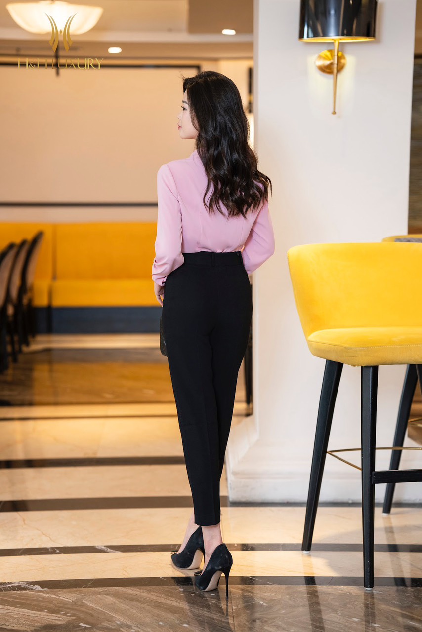 ÁO SƠ MI LỤA TUYẾT HỒNG PHẤN CỔ ĐỨC