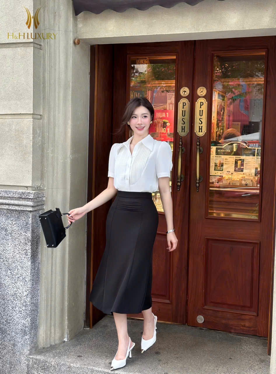 ÁO SƠ MI TRẮNG LỤA HÀN XẾP LY CỔ ĐỨC