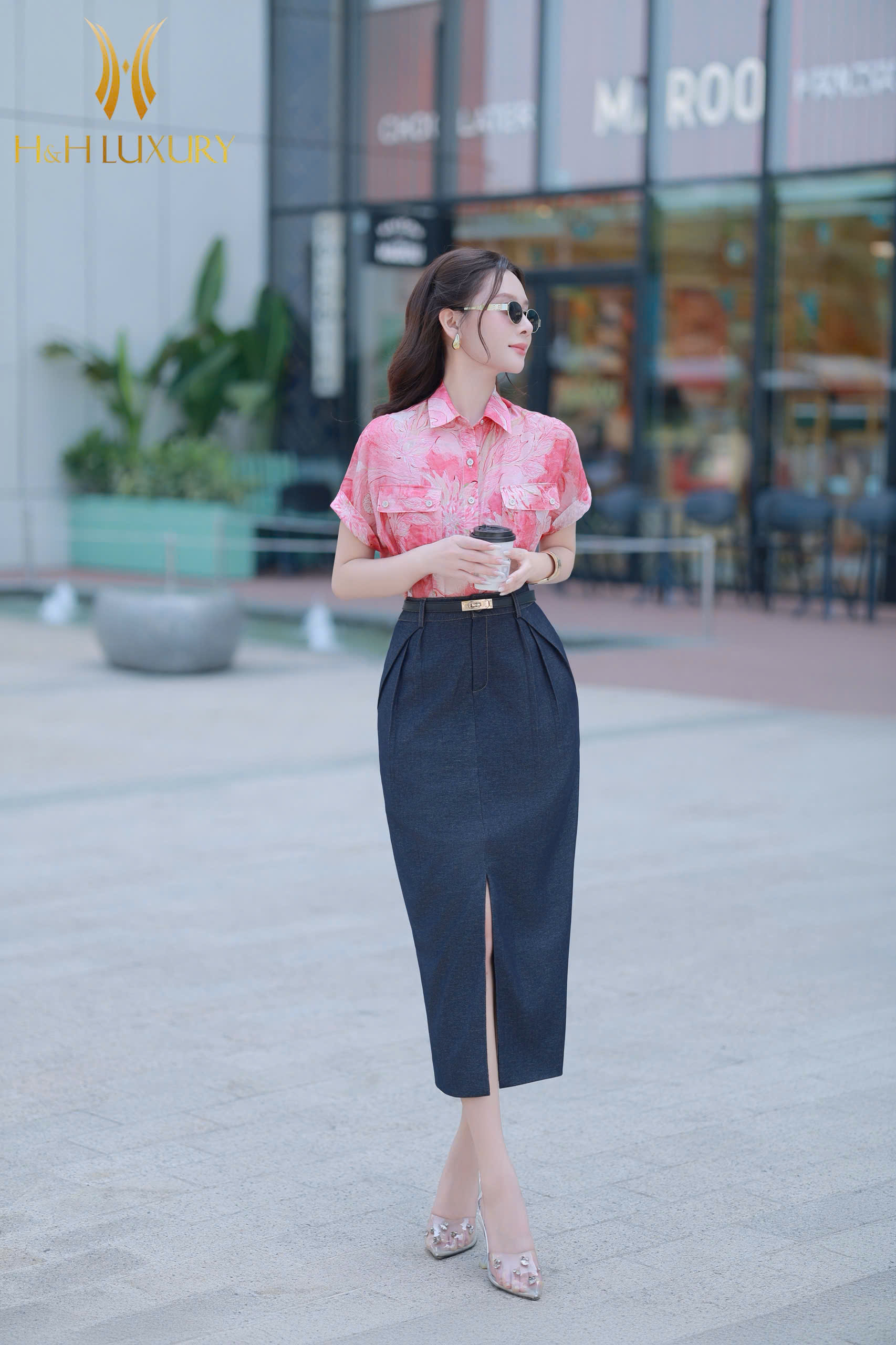 CHÂN VÁY JEAN XANH NAVY XẾP LY
