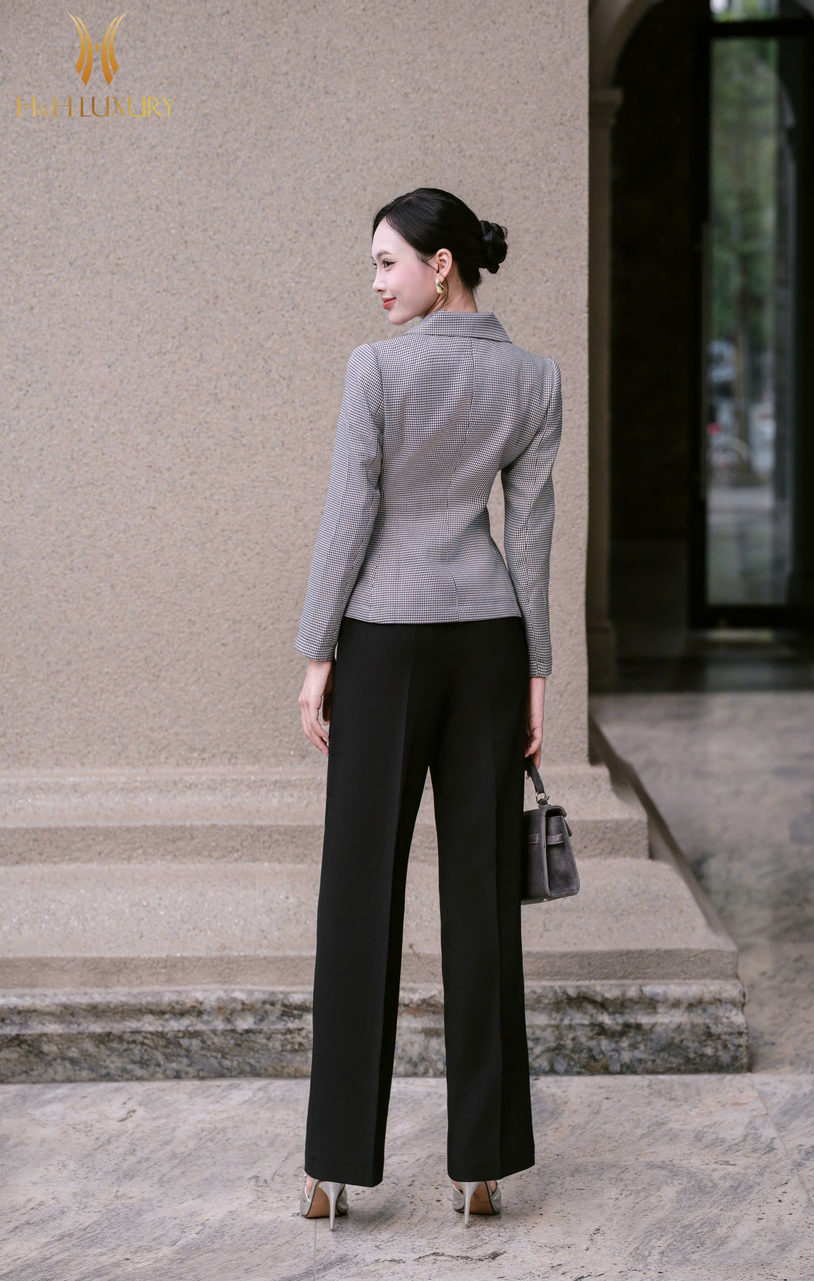 ÁO VEST HỌA TIẾT 2 TÚI