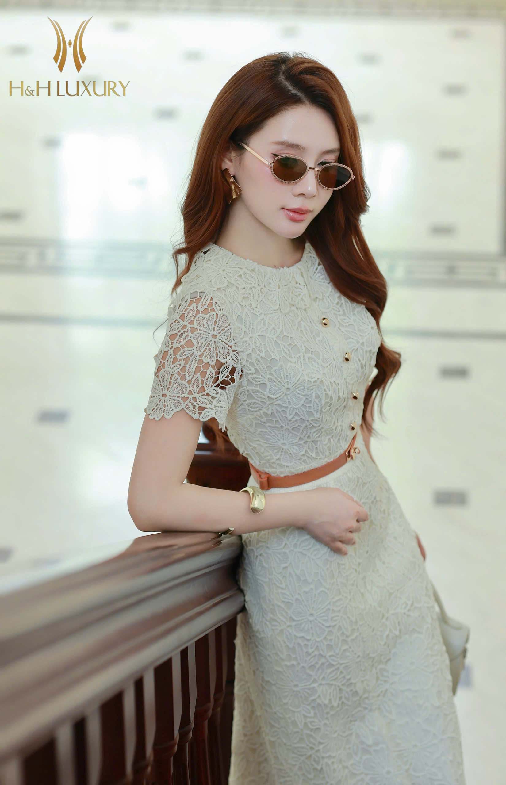 ĐẦM REN KEM ÔM A ĐÍNH CÚC