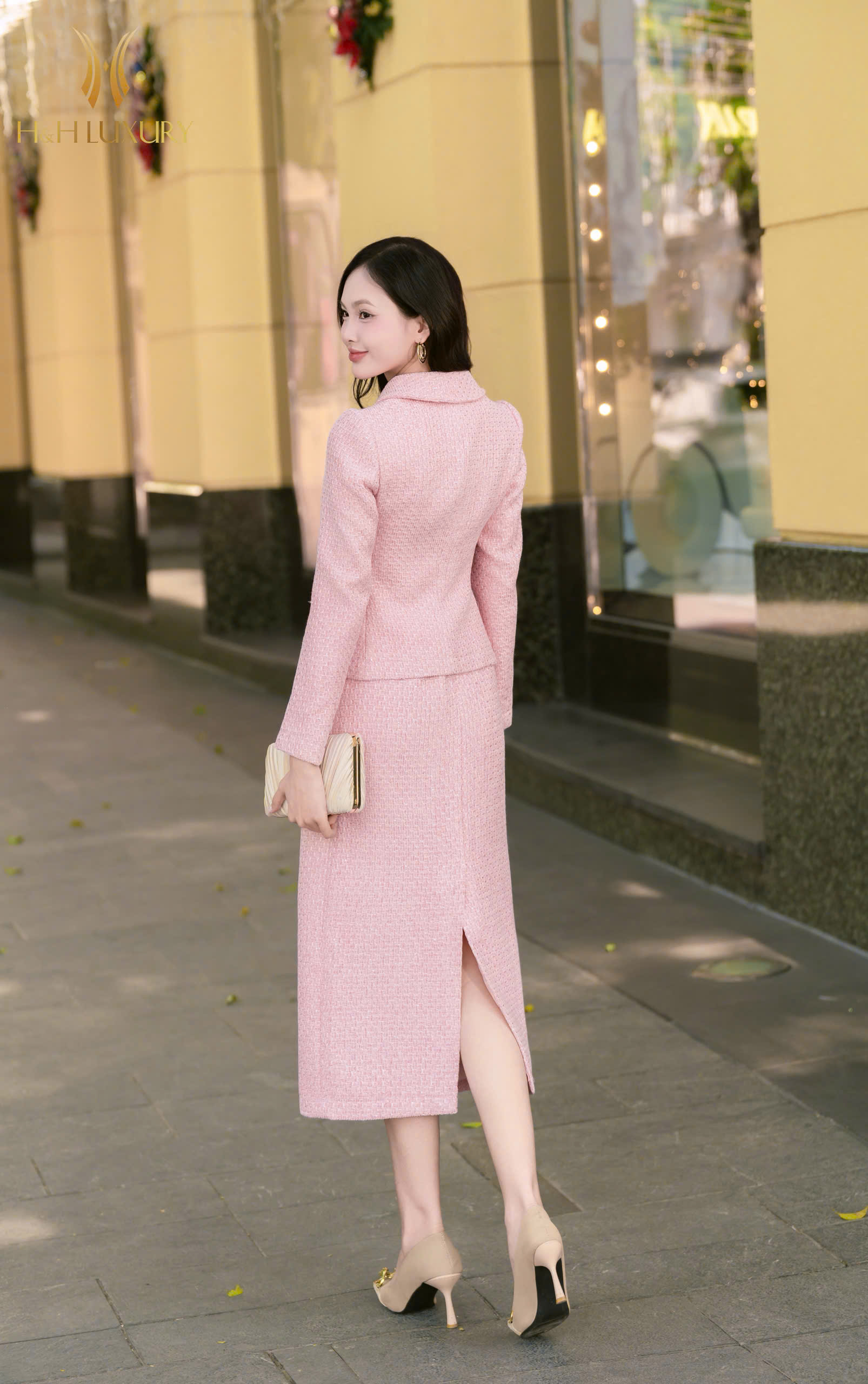 CHÂN VÁY DẠ TWEED HỒNG