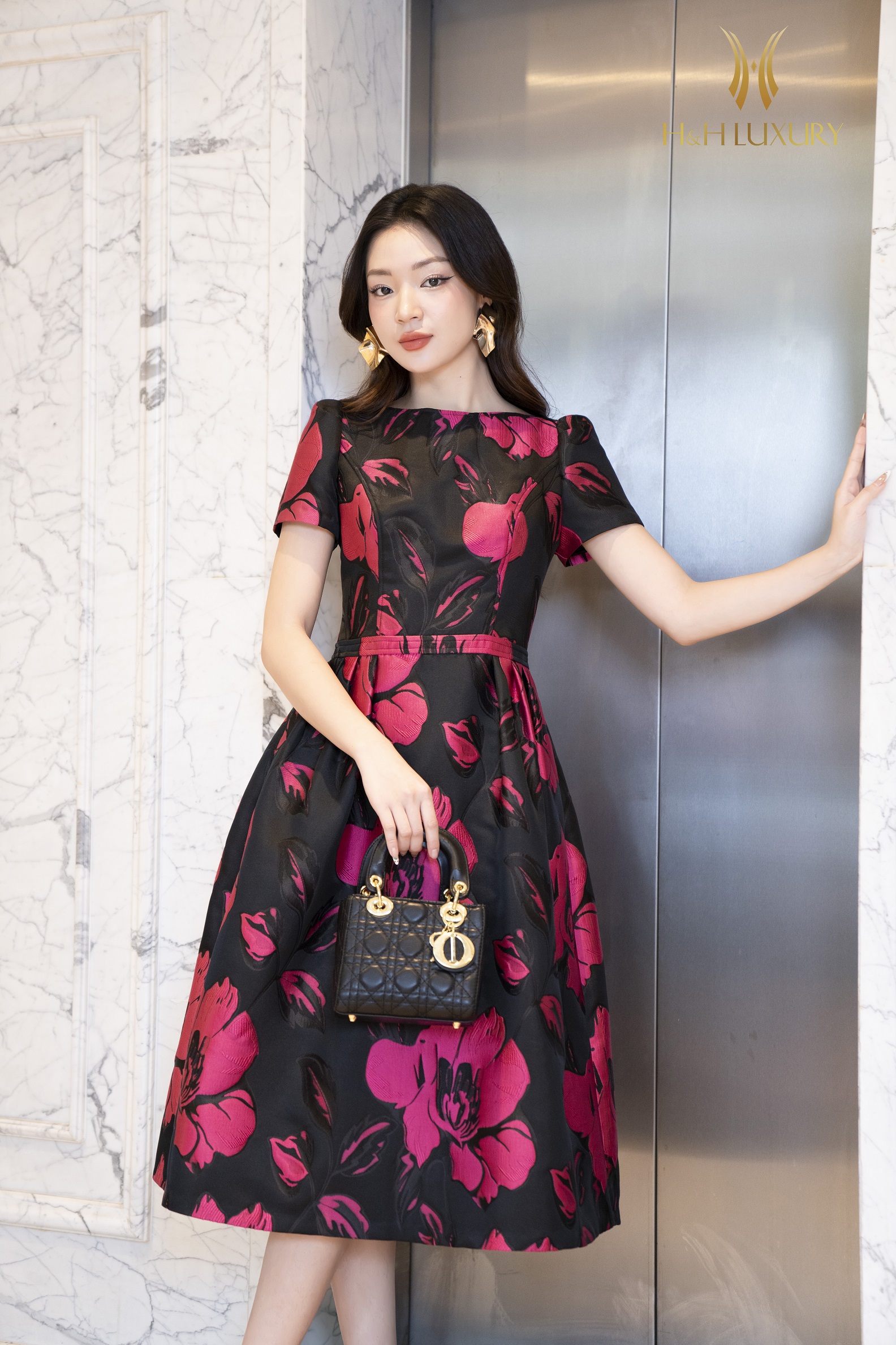 Váy Bò Liền Thân Váy Dáng Dài Vừa Phong Cách Hàn Quốc Mẫu Mới Trang Phục  Mùa Hè 2021 Cho Nữ Váy Chữ A Rộng Rãi Cỡ Lớn Tay Ngắn Mài Trắng |