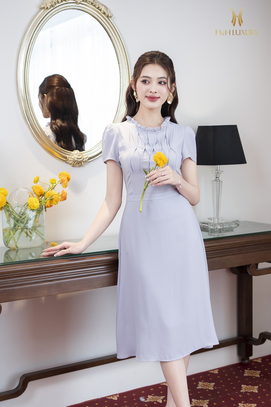 ĐẦM ÔM A TÍM XẾP LY NGỰC