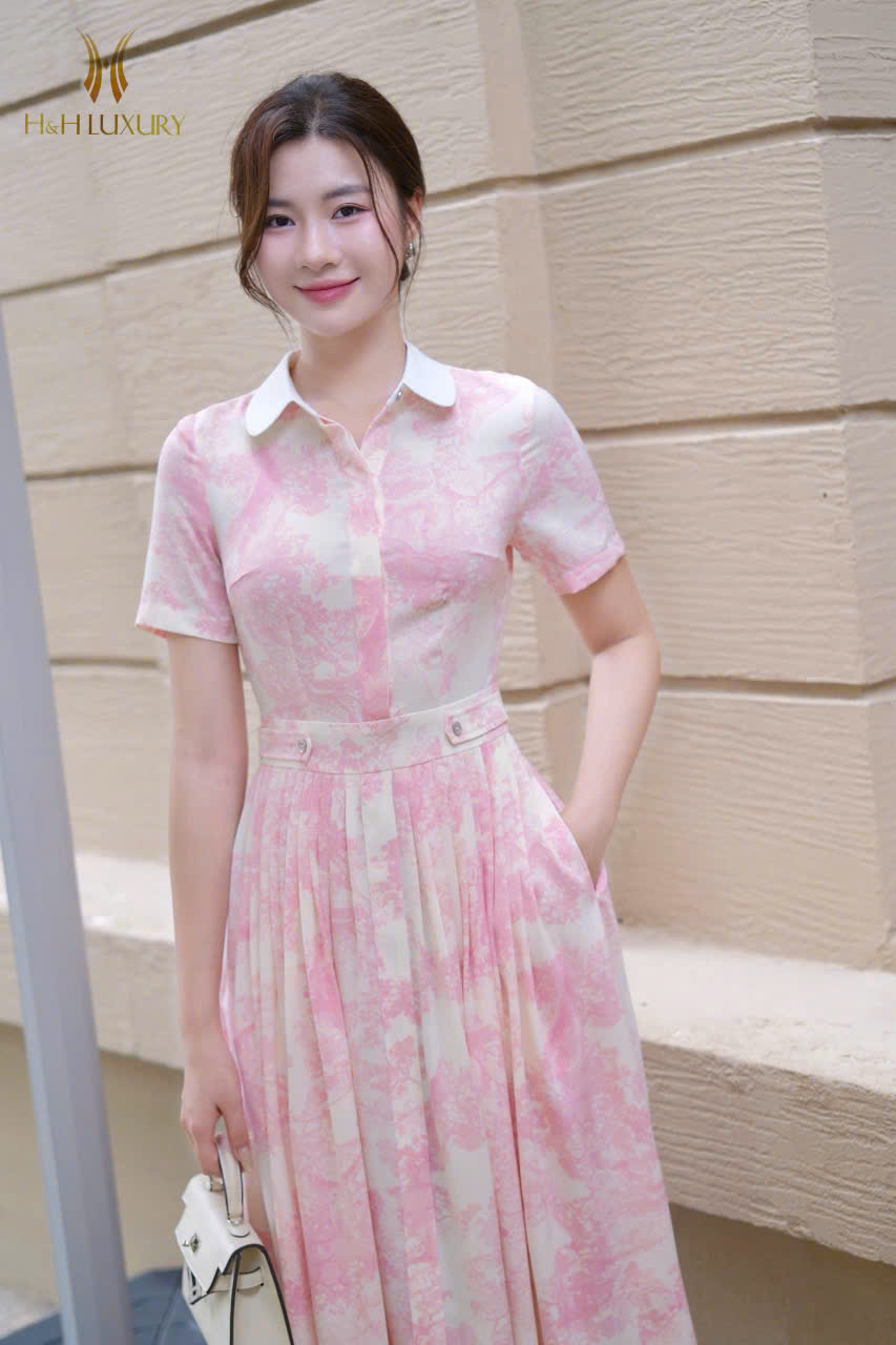 ĐẦM HỒNG XẾP LY ĐAI EO ĐÍNH CÚC