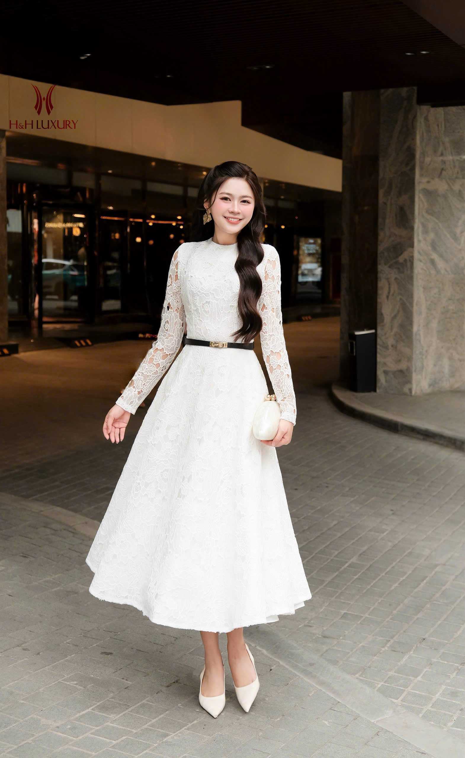 ĐẦM XÒE REN TRẮNG CAO CẤP