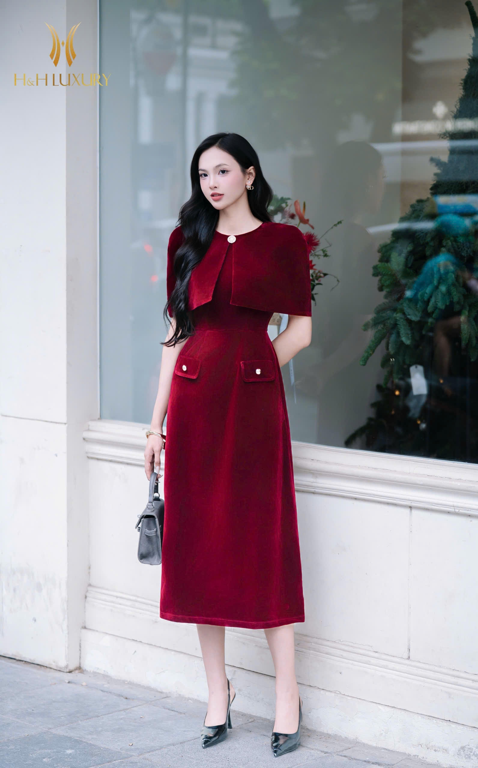 ĐẦM TIỆC NHUNG ĐỎ ĐÔ TÀ NGỰC