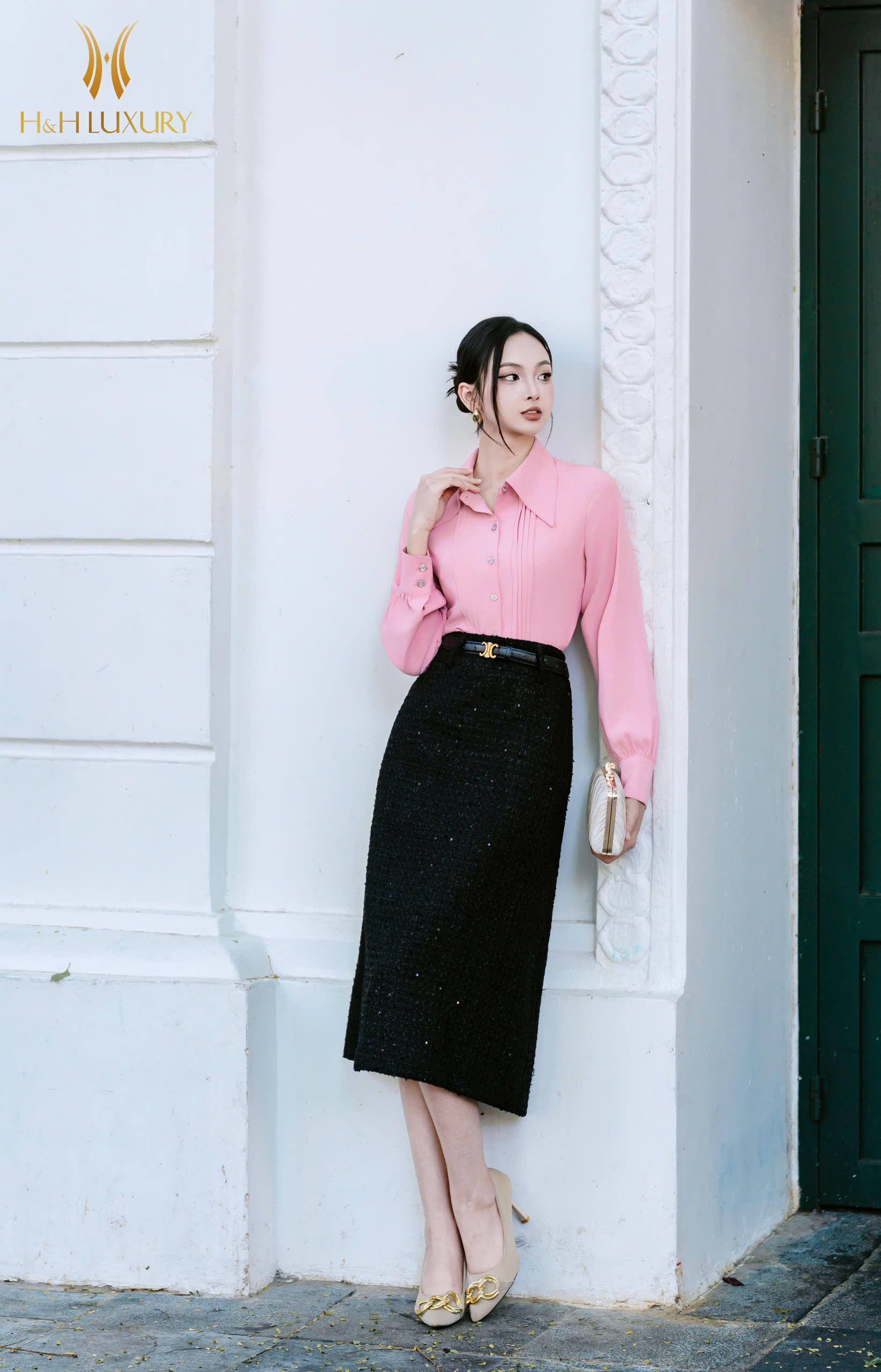 CHÂN VÁY ĐEN DẠ TWEED HAI TÚI