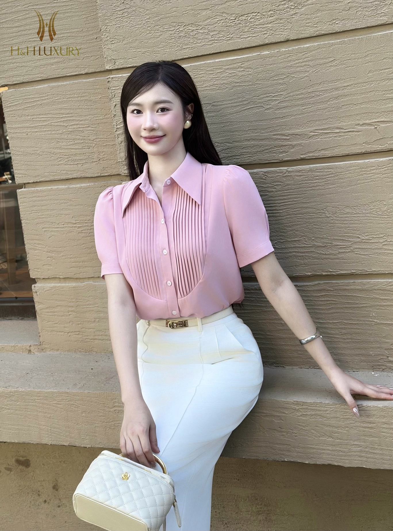 CHÂN VÁY BÚT CHÌ XUÔNG TRẮNG