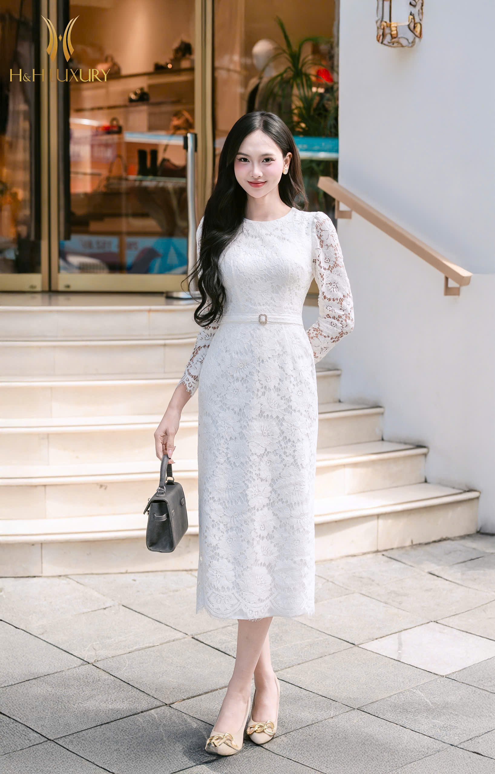 ĐẦM BÚT CHÌ REN TRẮNG ĐAI EO