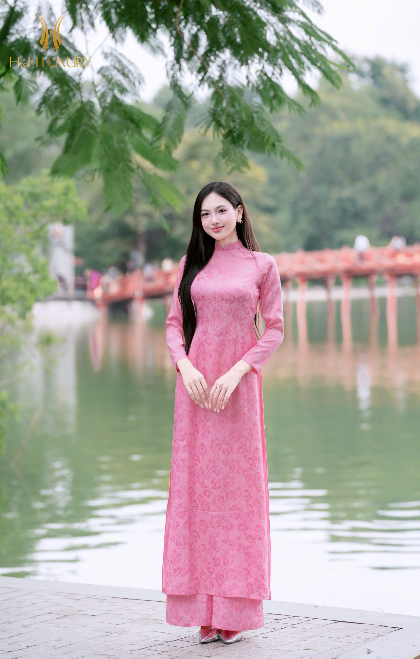 ÁO DÀI GẤM HỒNG