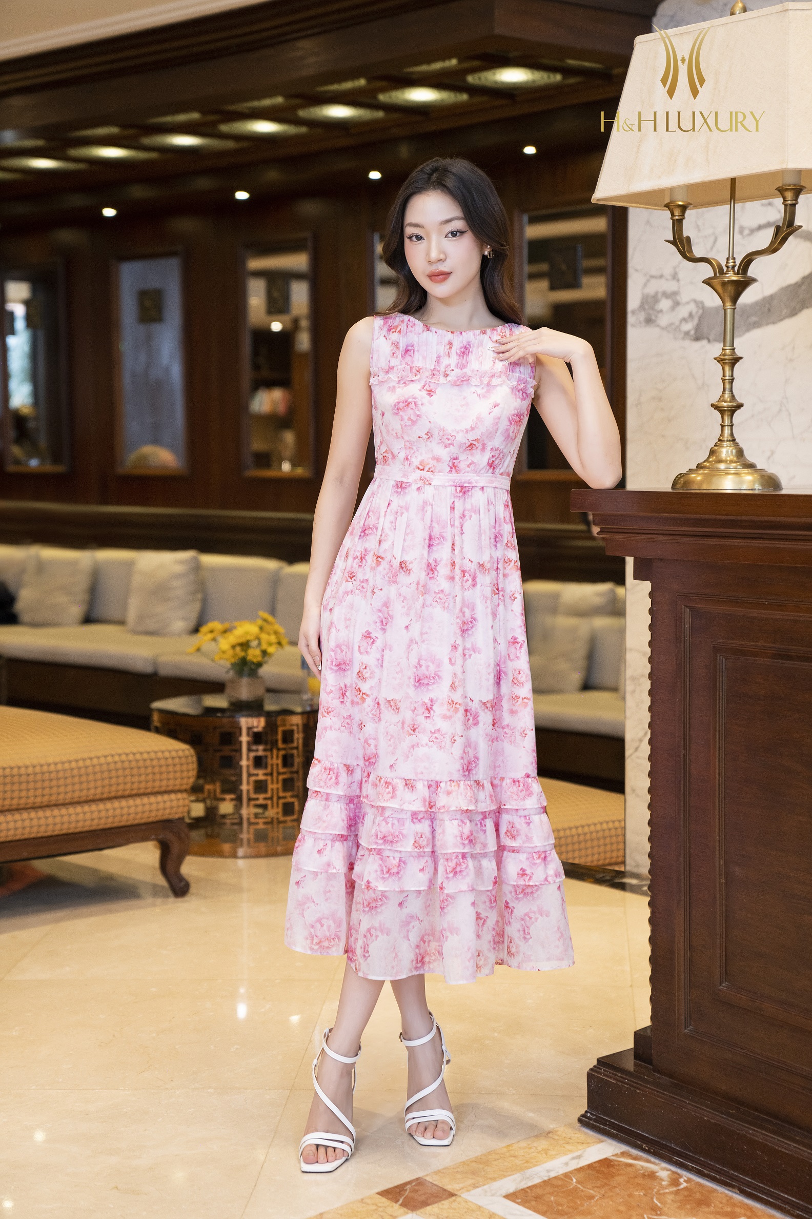 ĐẦM XÒE TƠ HÀN HỒNG CAO CẤP SÁT LÁCH