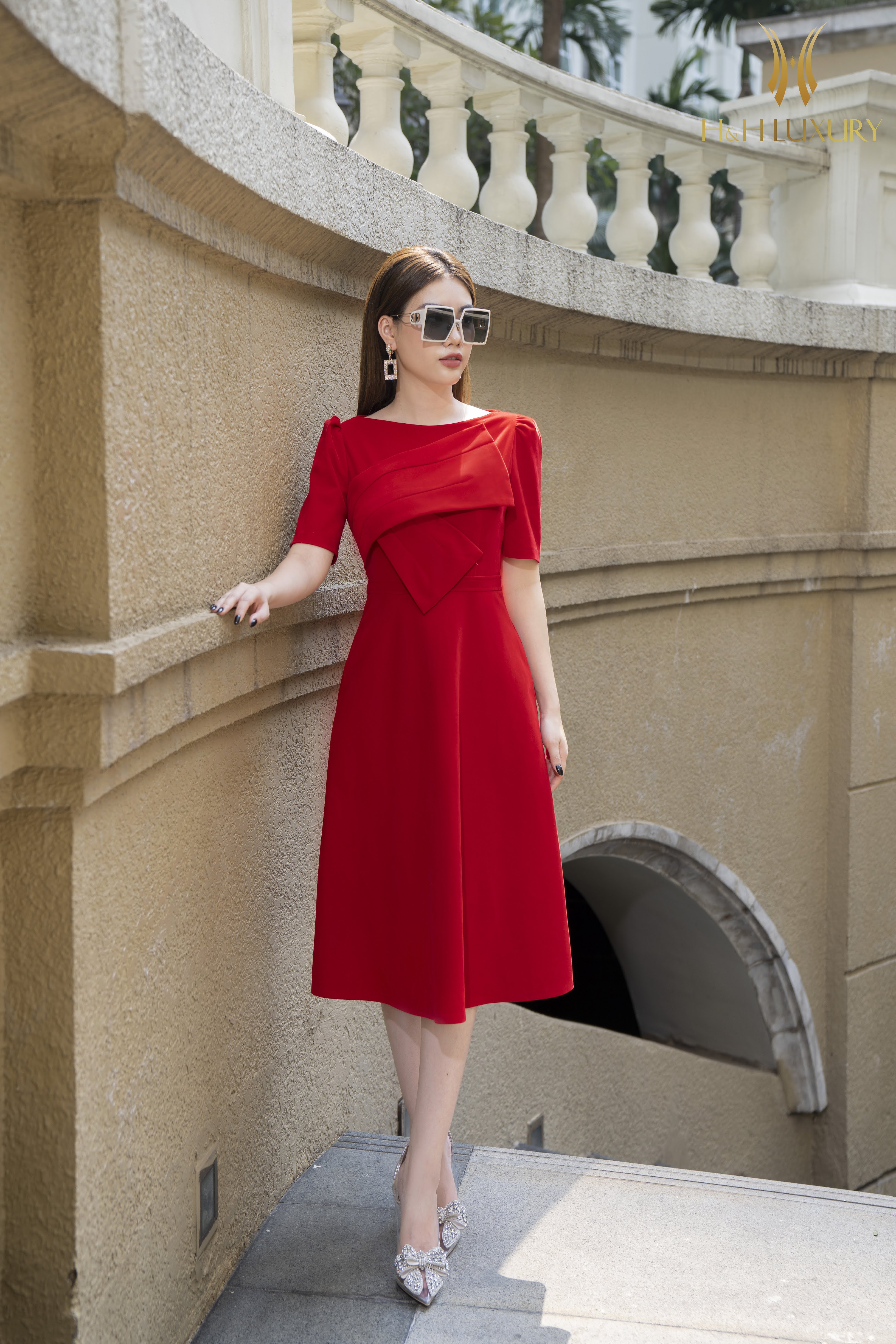 Đầm nhung đỏ xòe tay phối lưới bi - Bán sỉ thời trang mỹ phẩm