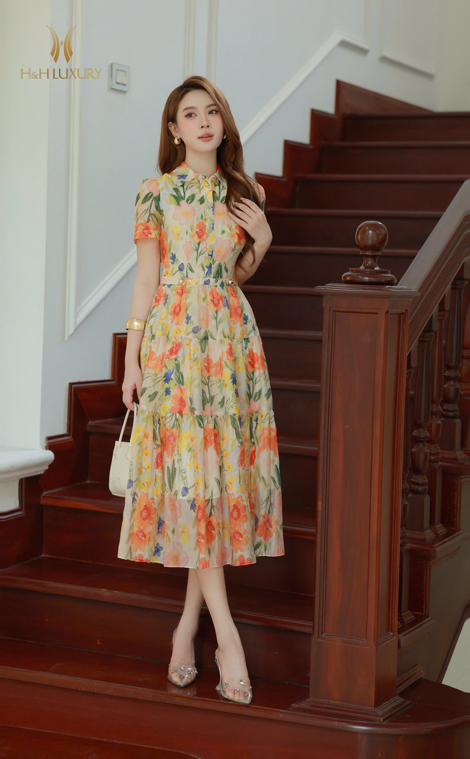 ĐẦM TẰM CỔ ĐỨC HOA CAM CÚC EO