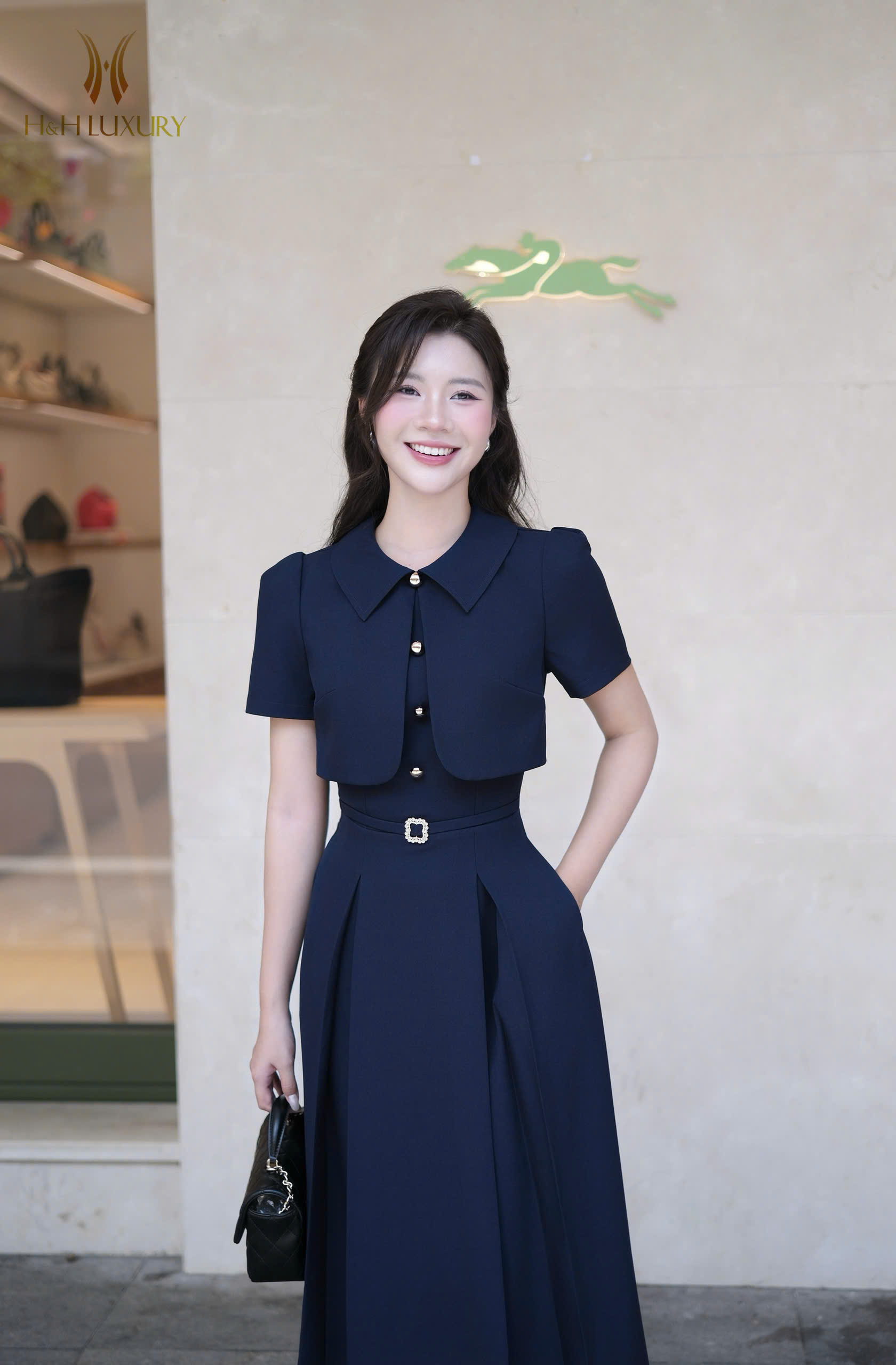 ĐẦM XANH NAVY TÀ NGỰC ĐÍNH CÚC