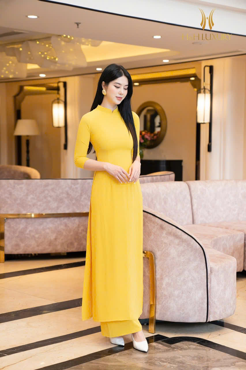 ÁO DÀI VÀNG LỤA HÀN