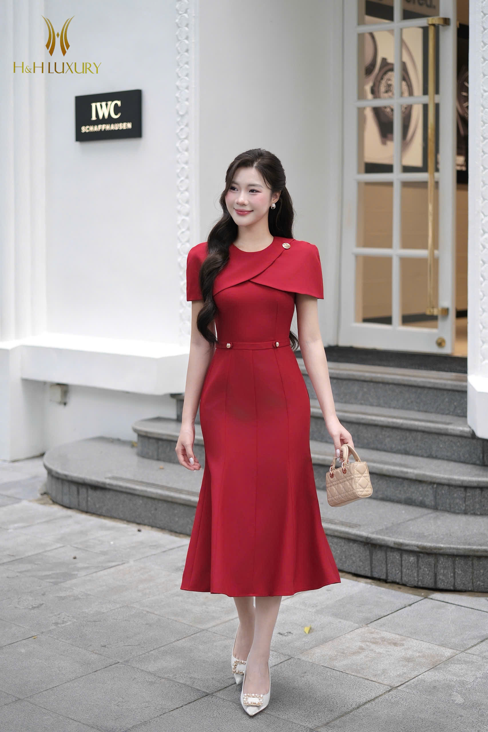 ĐẦM TIỆC ĐỎ ĐUÔI CÁ TÀ NGỰC ĐÍNH CÚC