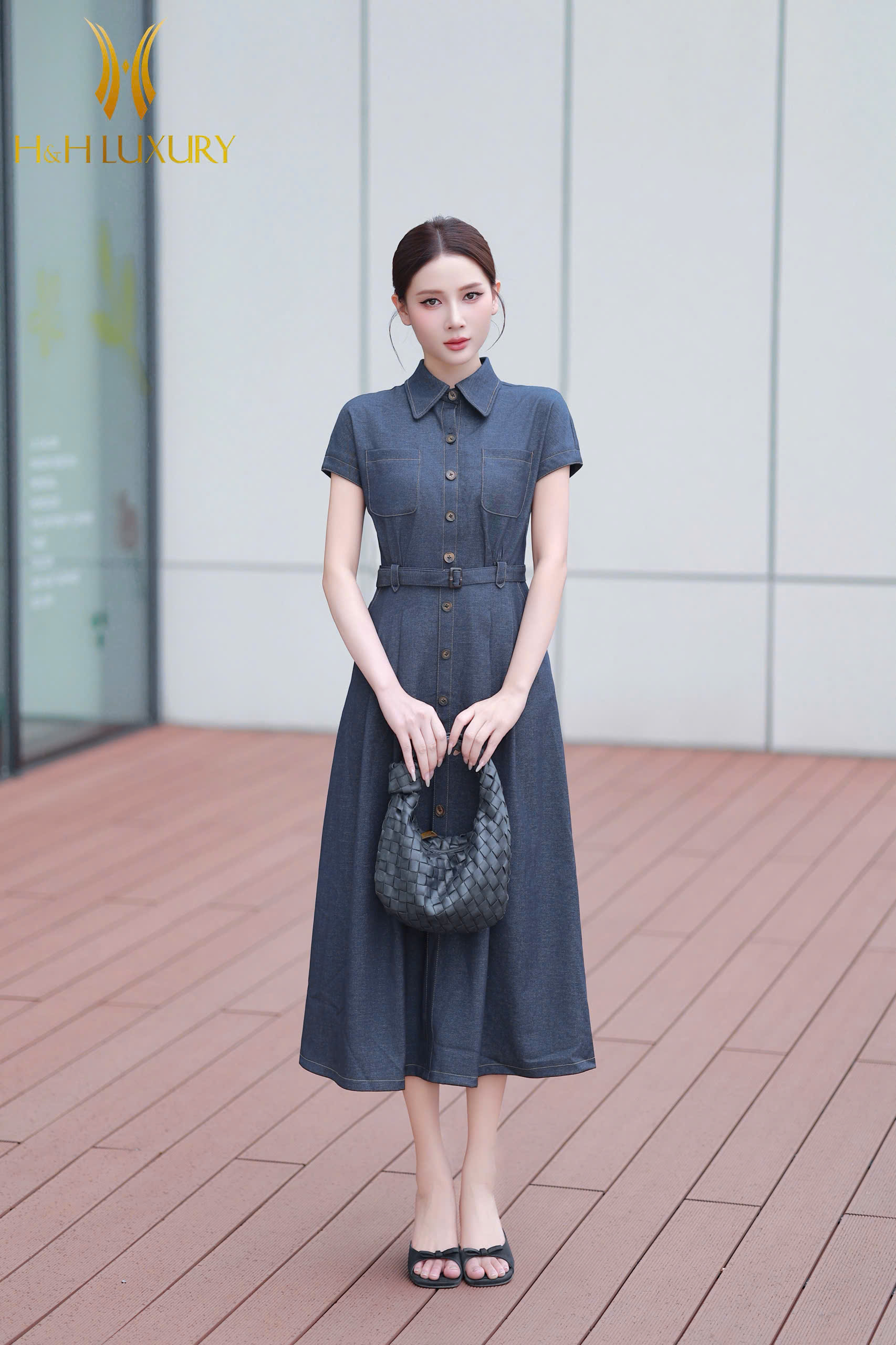 ĐẦM XÒE JEAN XANH NAVY ĐAI EO