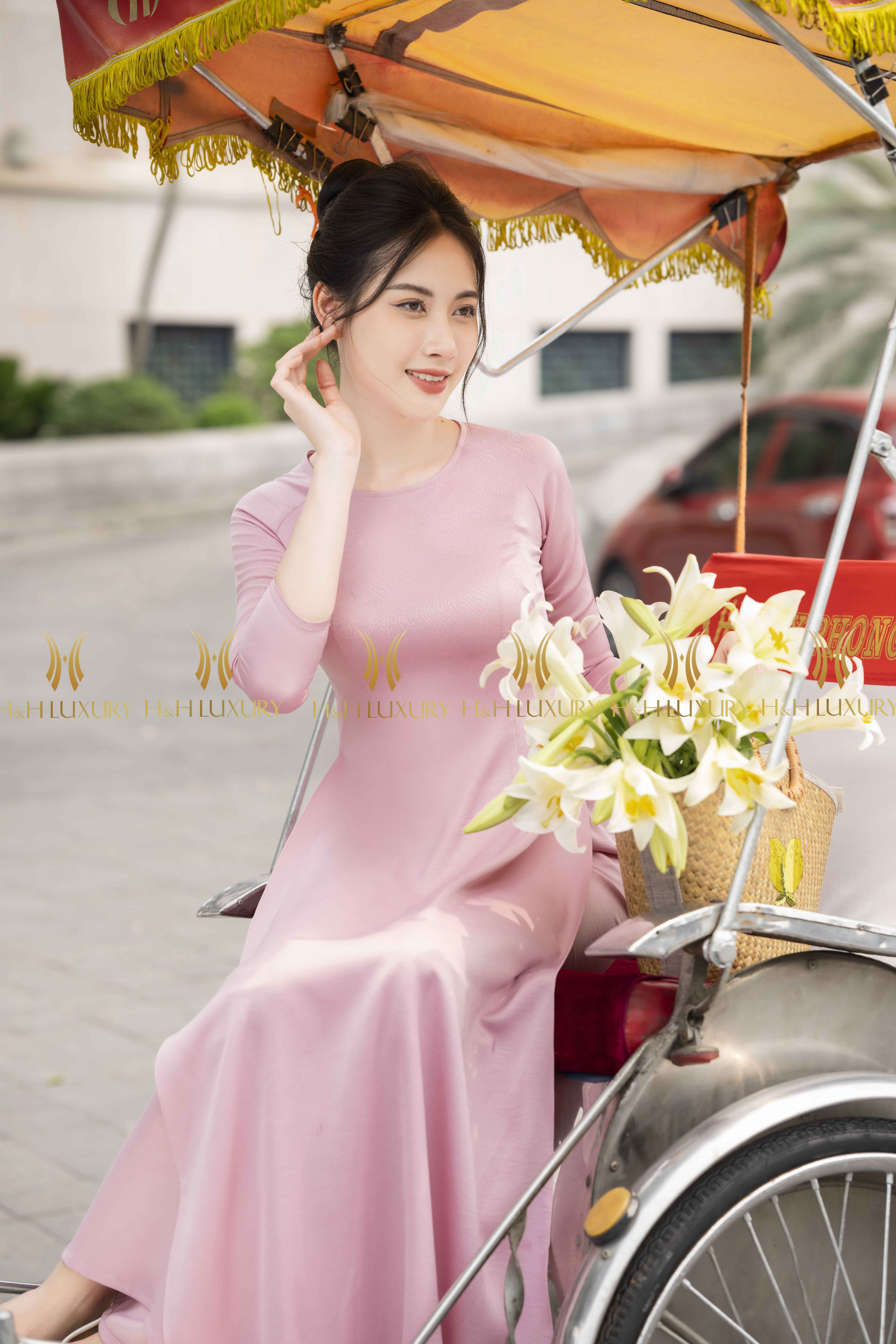 Chân váy midi suông màu hồng phấn dai 70cm xẻ sườn (sẵn size)- M74 tại Hà  Nội có giá sỉ Toàn quốc