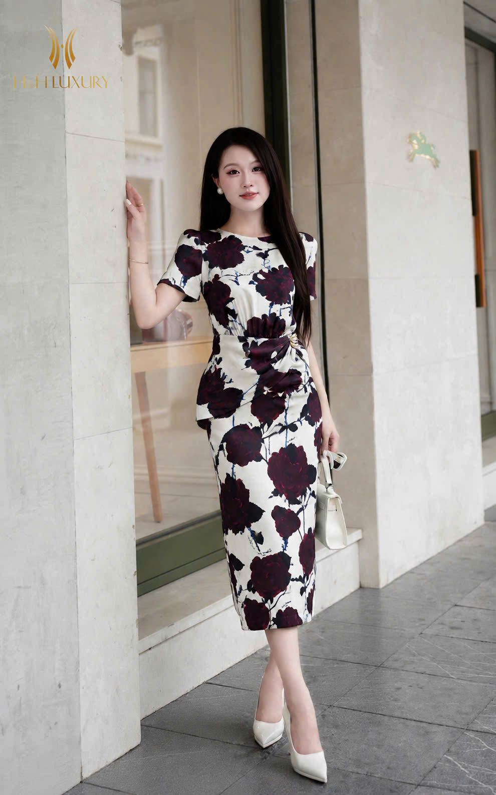 ĐẦM BÚT CHÌ SUÔNG HOA HỒNG NHUNG ĐÍNH CHARM
