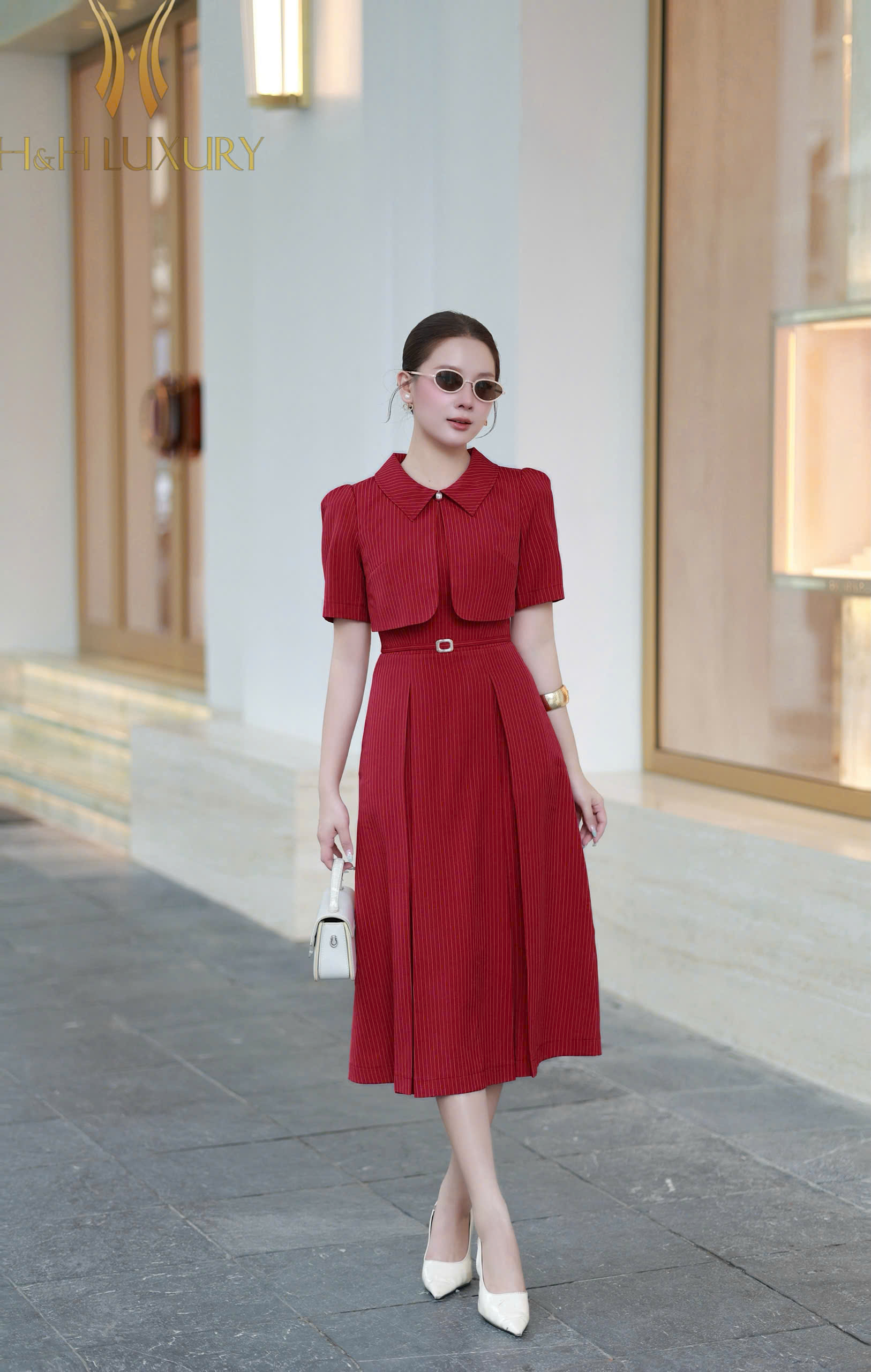 ĐẦM KẺ ĐỎ ĐÔ TÀ NGỰC ĐAI EO