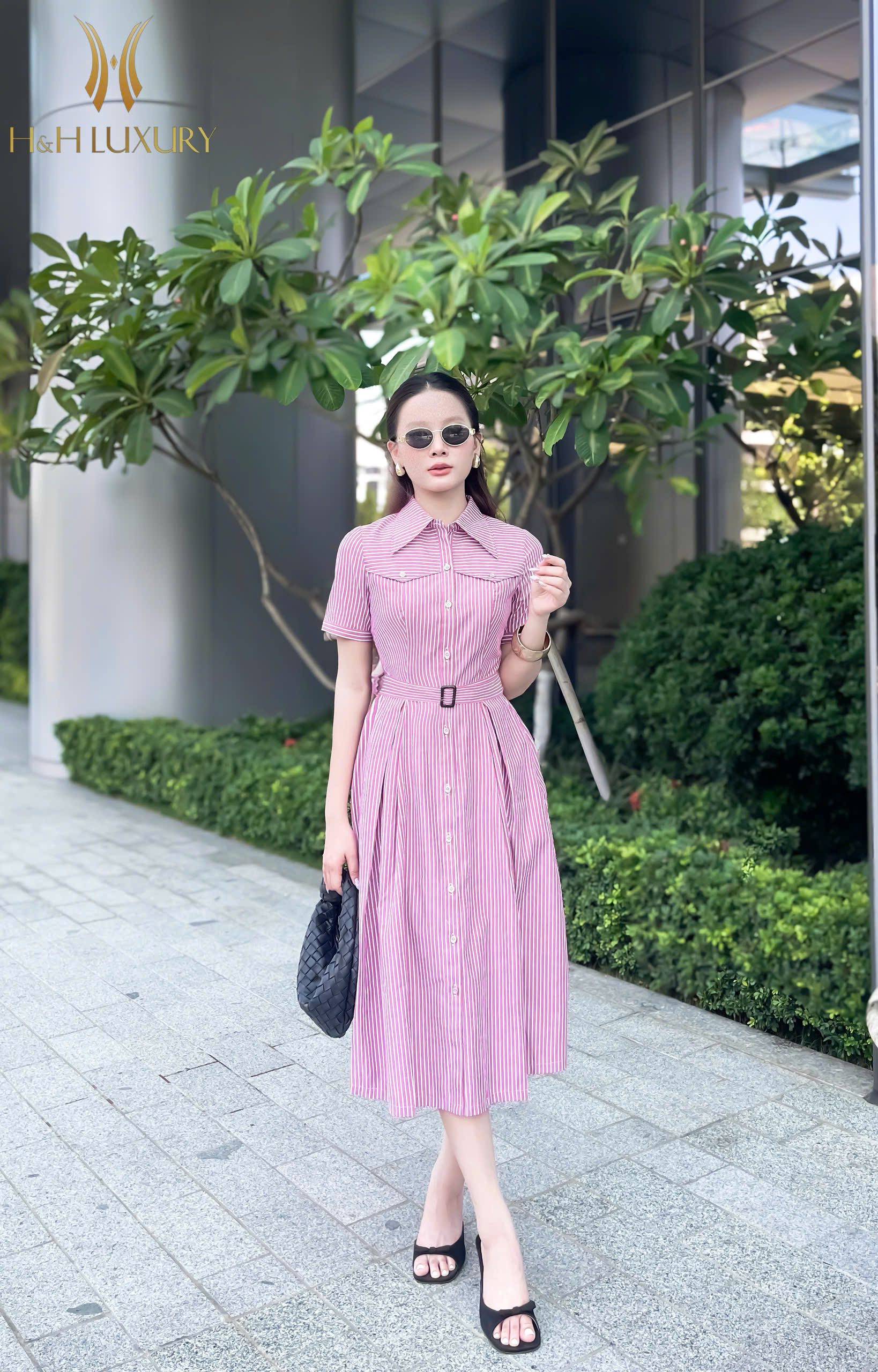 ĐẦM KẺ ĐỎ ĐÔ CỔ ĐỨC ĐAI EO