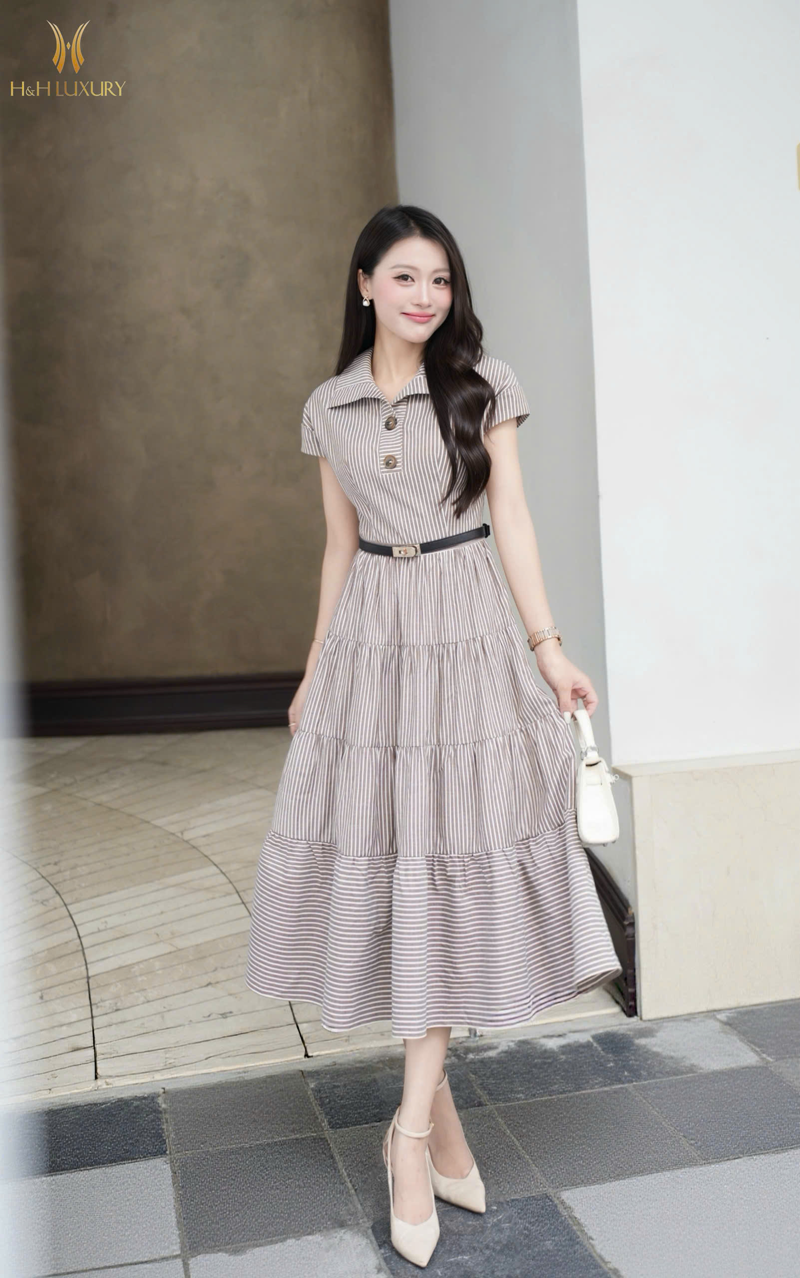 ĐẦM KẺ NÂU TÂY ĐÍNH CÚC