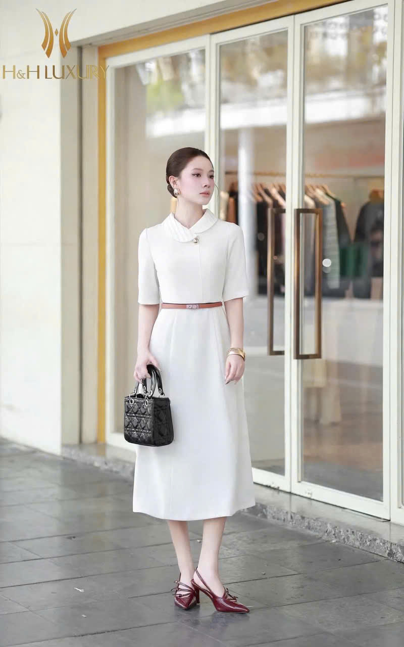 ĐẦM XÒE TRẮNG CỔ MÍ CÁCH ĐIỆU