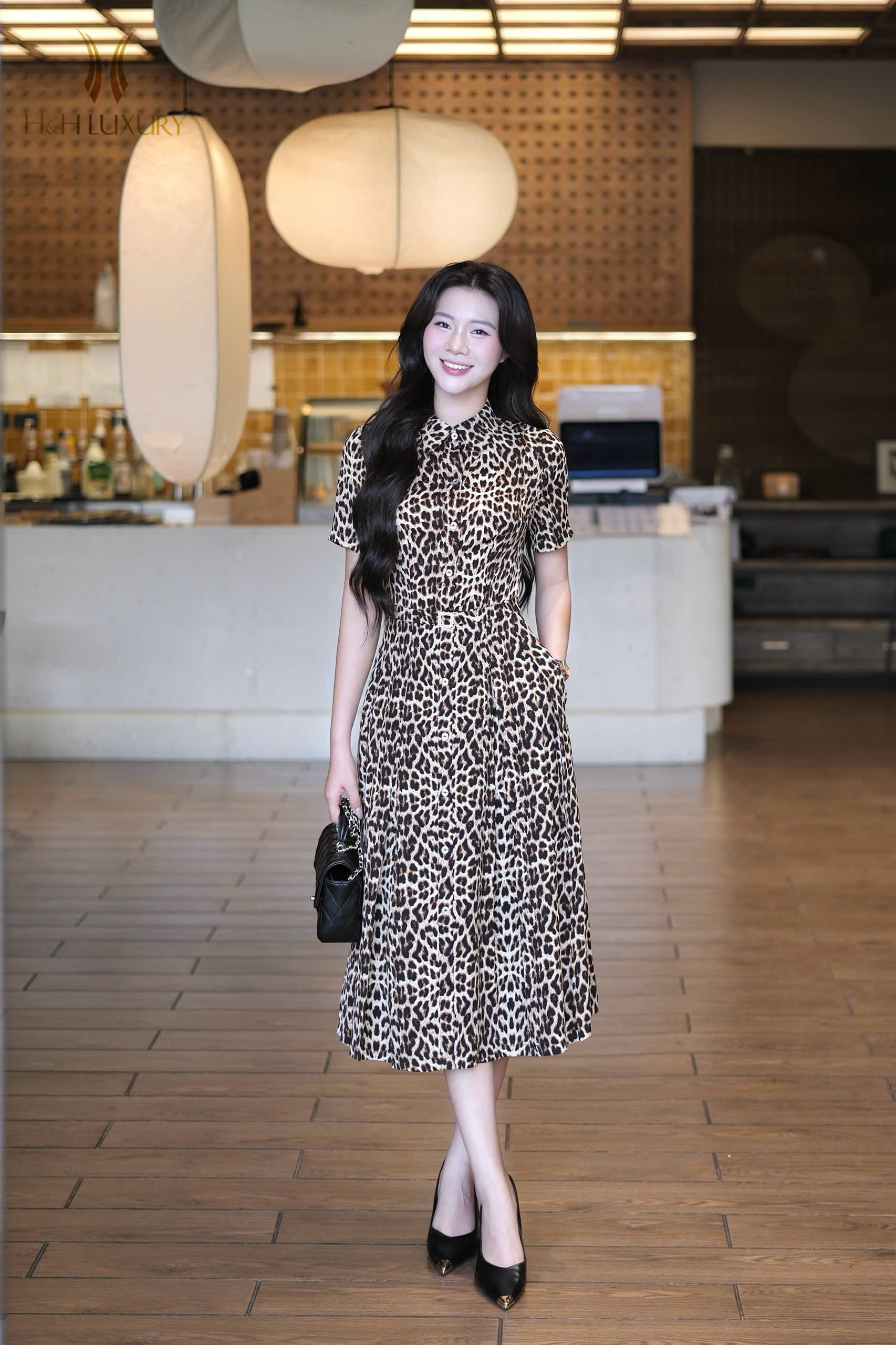 ĐẦM LỤA CỔ ĐỨC HỌA TIẾT ĐAI EO