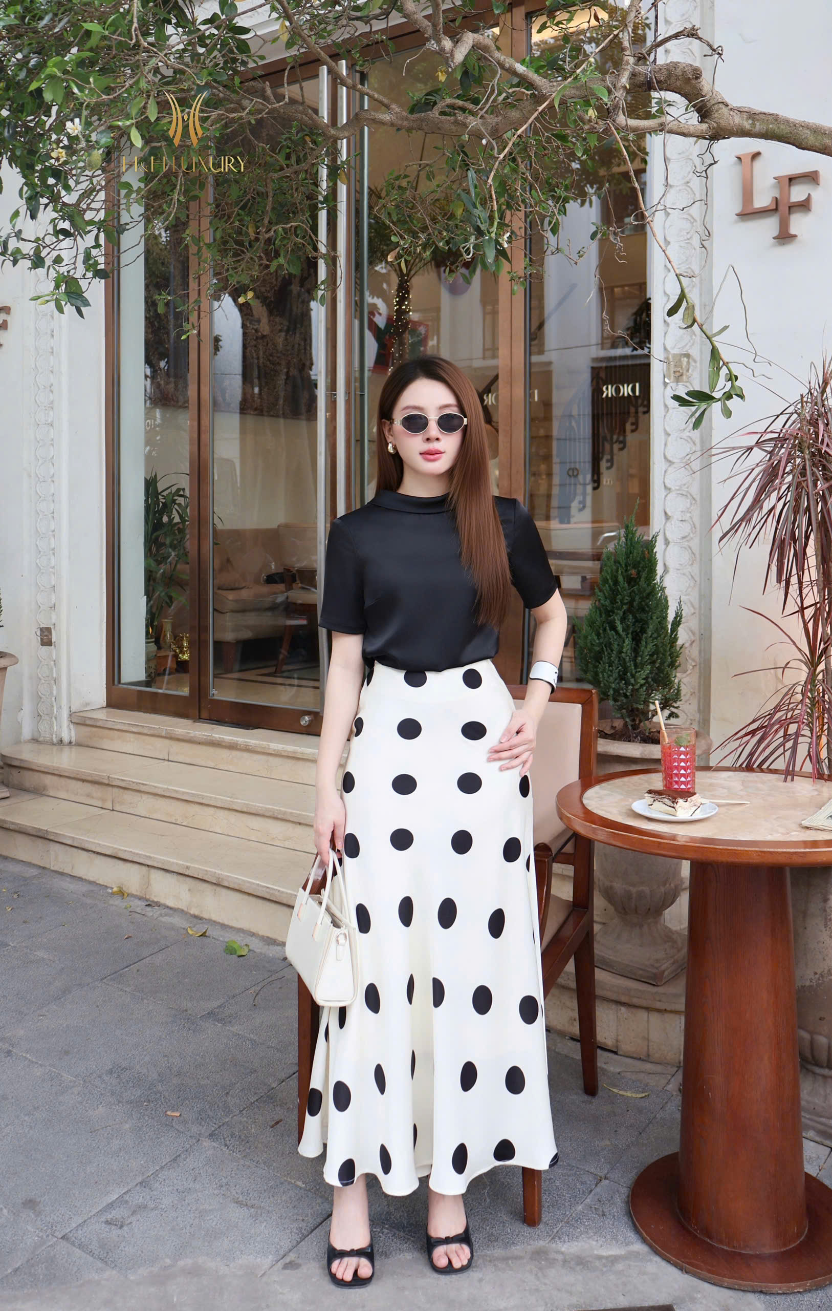 ÁO SƠ MI LỤA QUEEN ĐEN