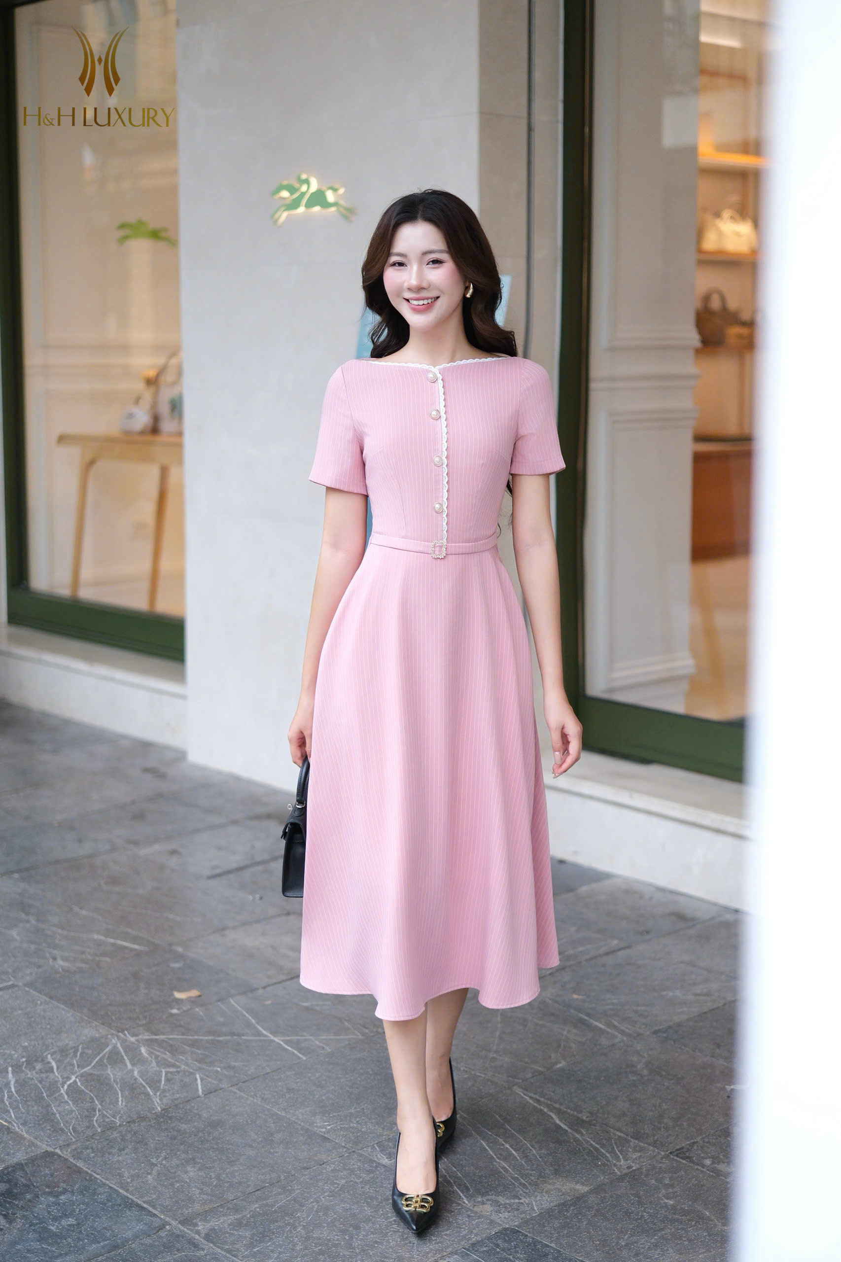 ĐẦM XÒE HỒNG PHỐI REN ĐAI EO