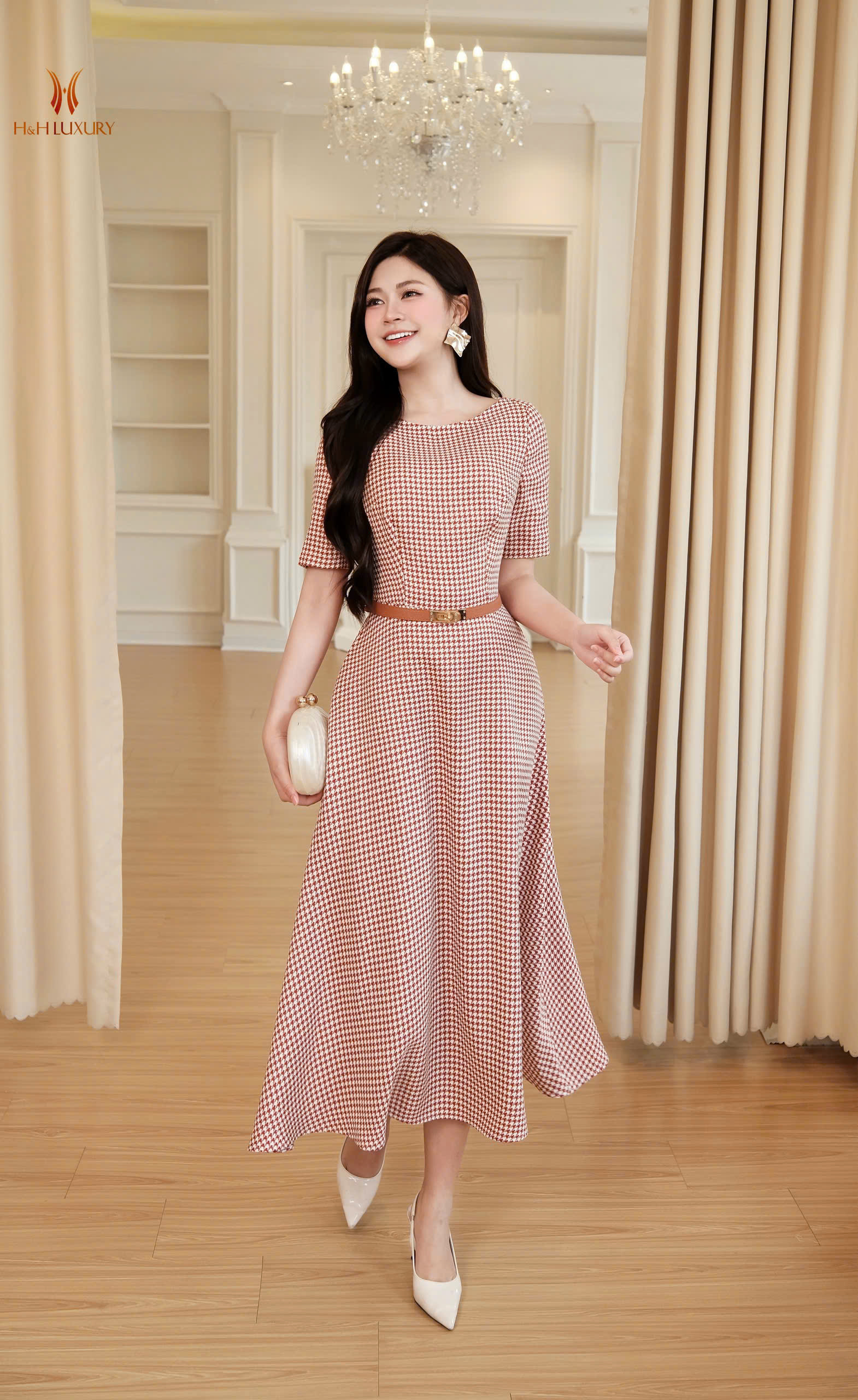 ĐẦM XÒE HỌA TIẾT ĐỎ HỒNG