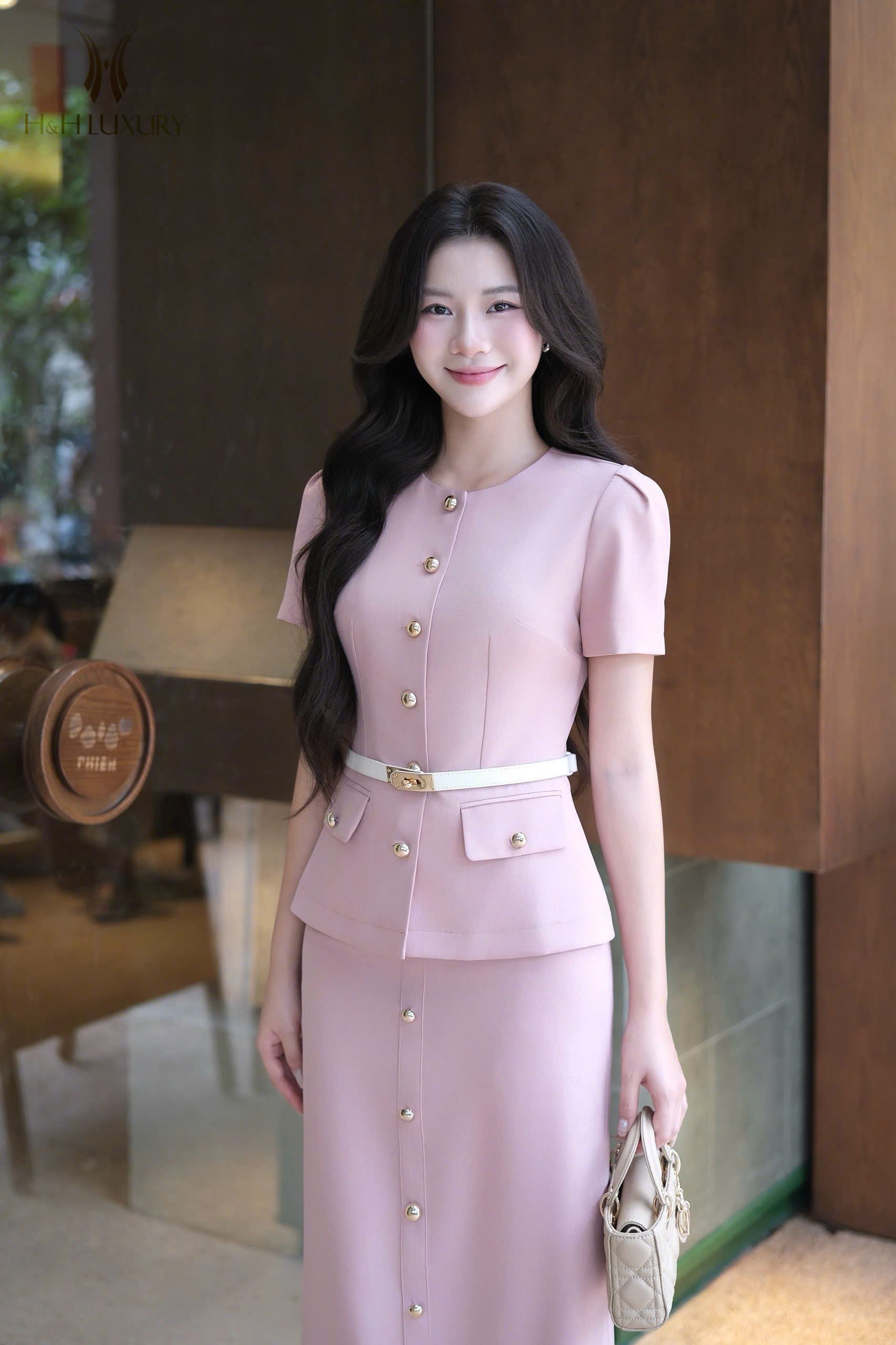 ÁO KÍ GIẢ HỒNG PASTEL ĐÍNH CÚC