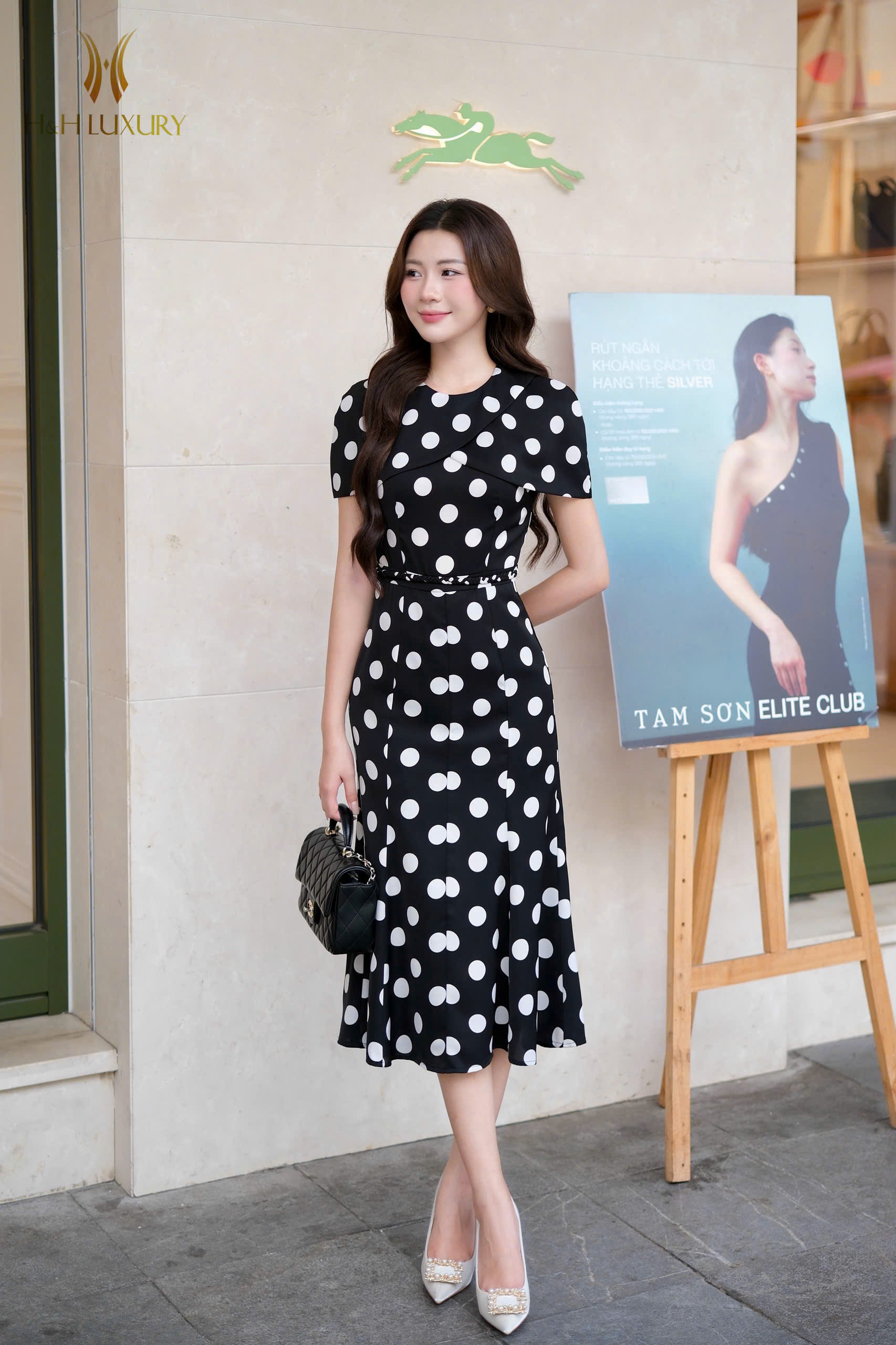 ĐẦM LỤA ĐUÔI CÁ CHẤM BI TẾT EO