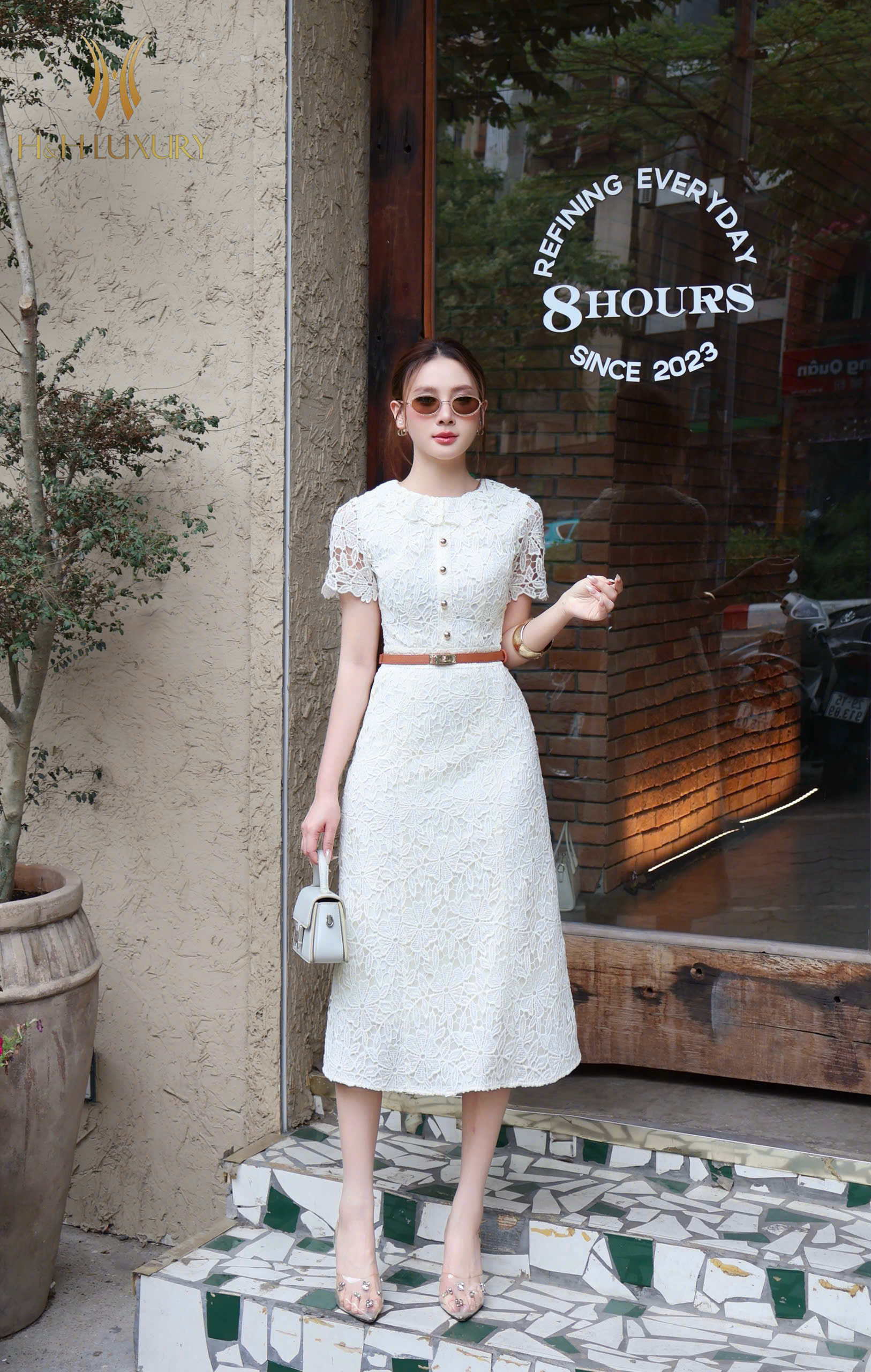 ĐẦM REN KEM ÔM A ĐÍNH CÚC