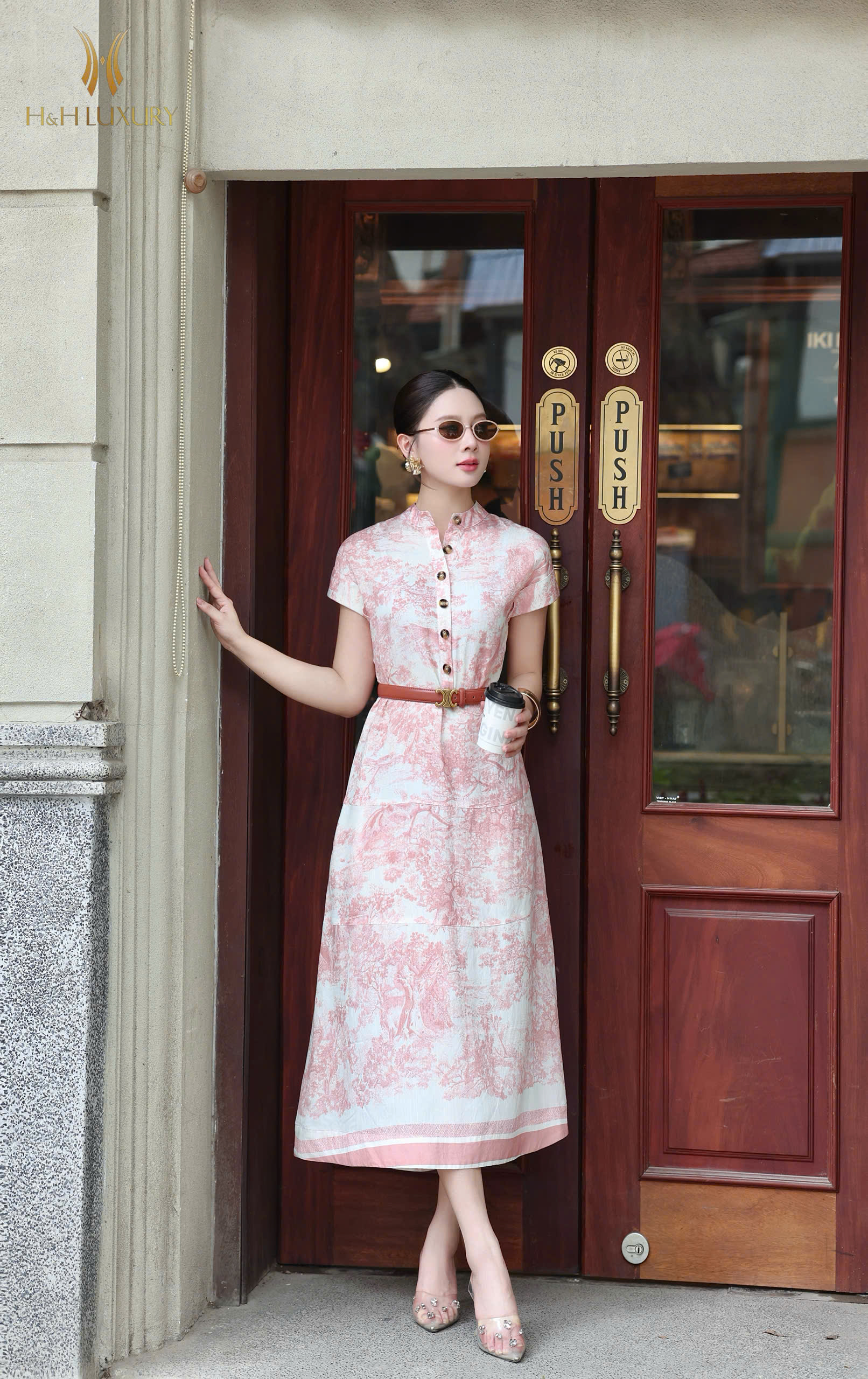ĐẦM LINEN HỒNG ĐÍNH CÚC