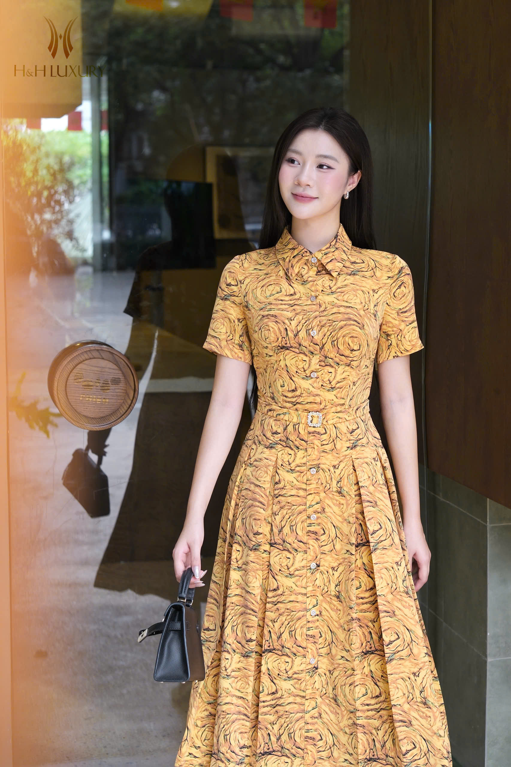 ĐẦM LỤA CỔ ĐỨC HỌA TIẾT