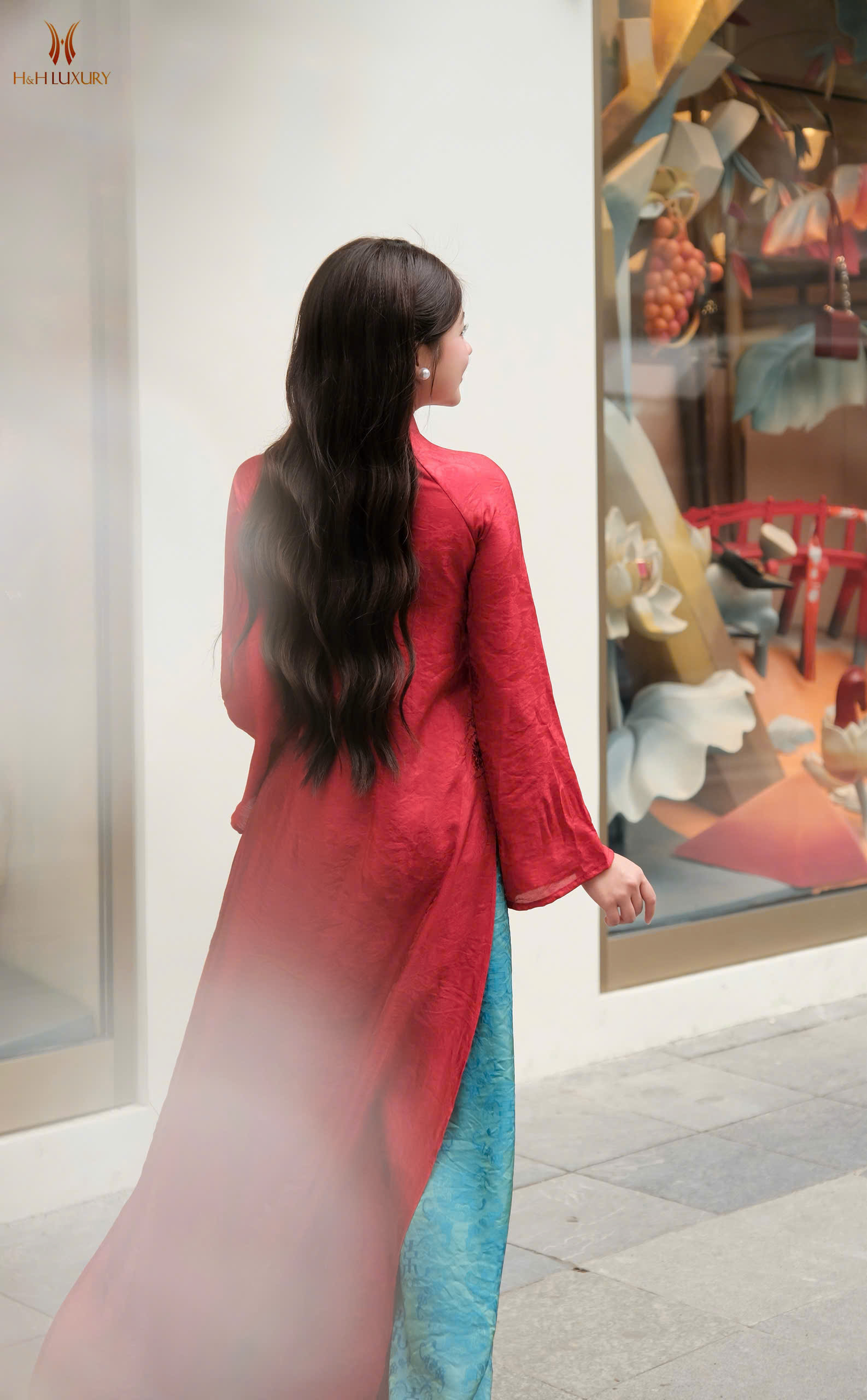 ÁO DÀI CÁCH TÂN DÁNG XUÔNG CỔ 3 PHÂN ĐỎ