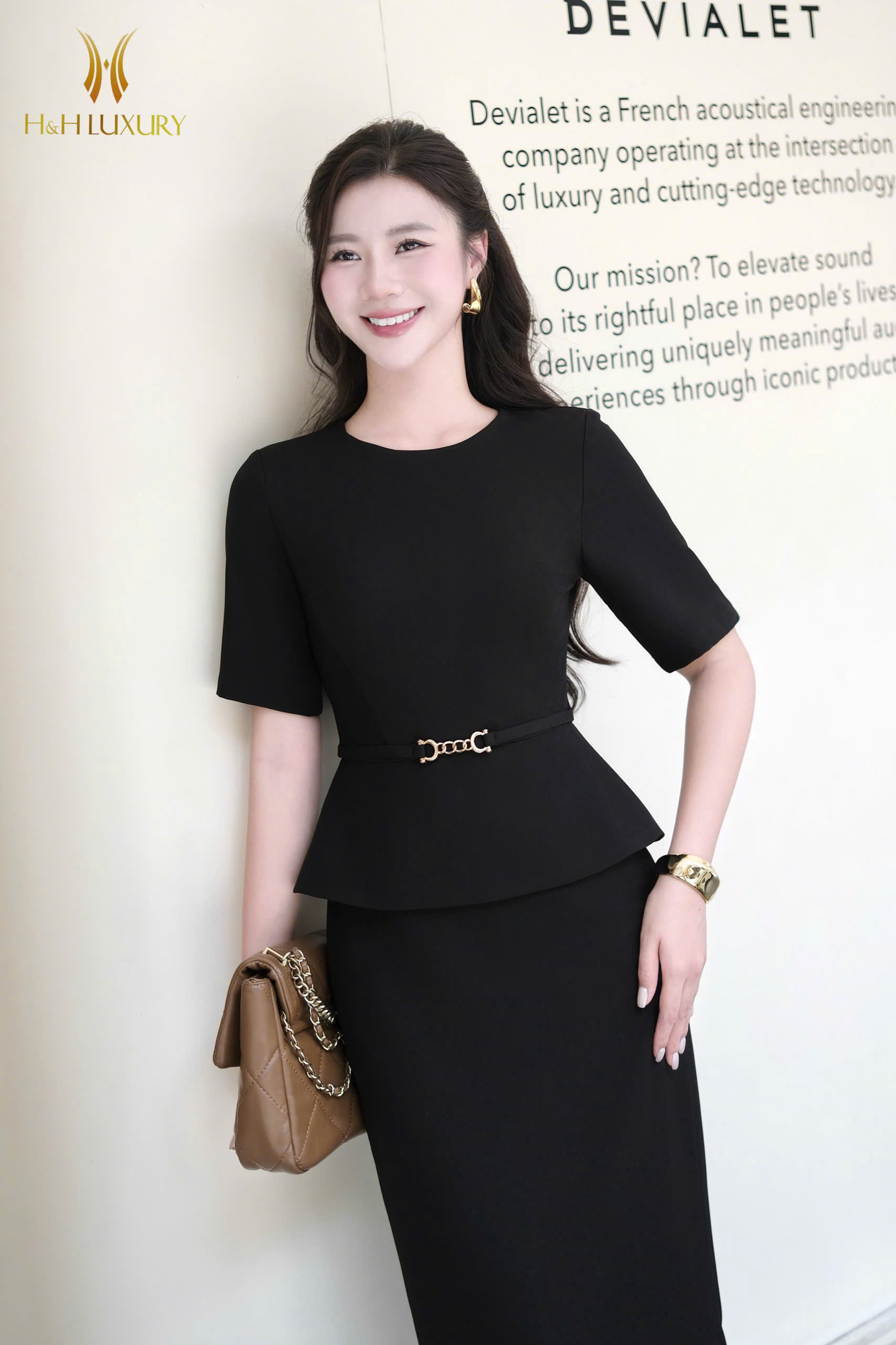 ĐẦM BÚT CHÌ XUÔNG ĐEN DÁNG PEPLUM
