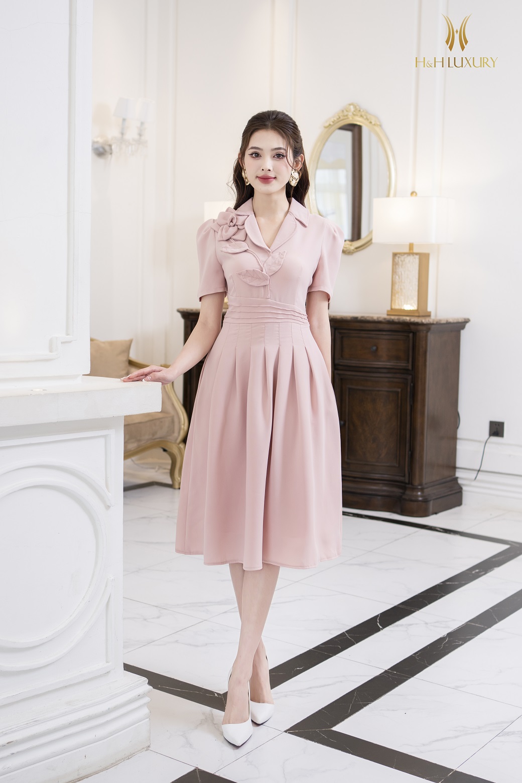 ĐẦM XÒE HỒNG NHẠT HOA 3D NGỰC