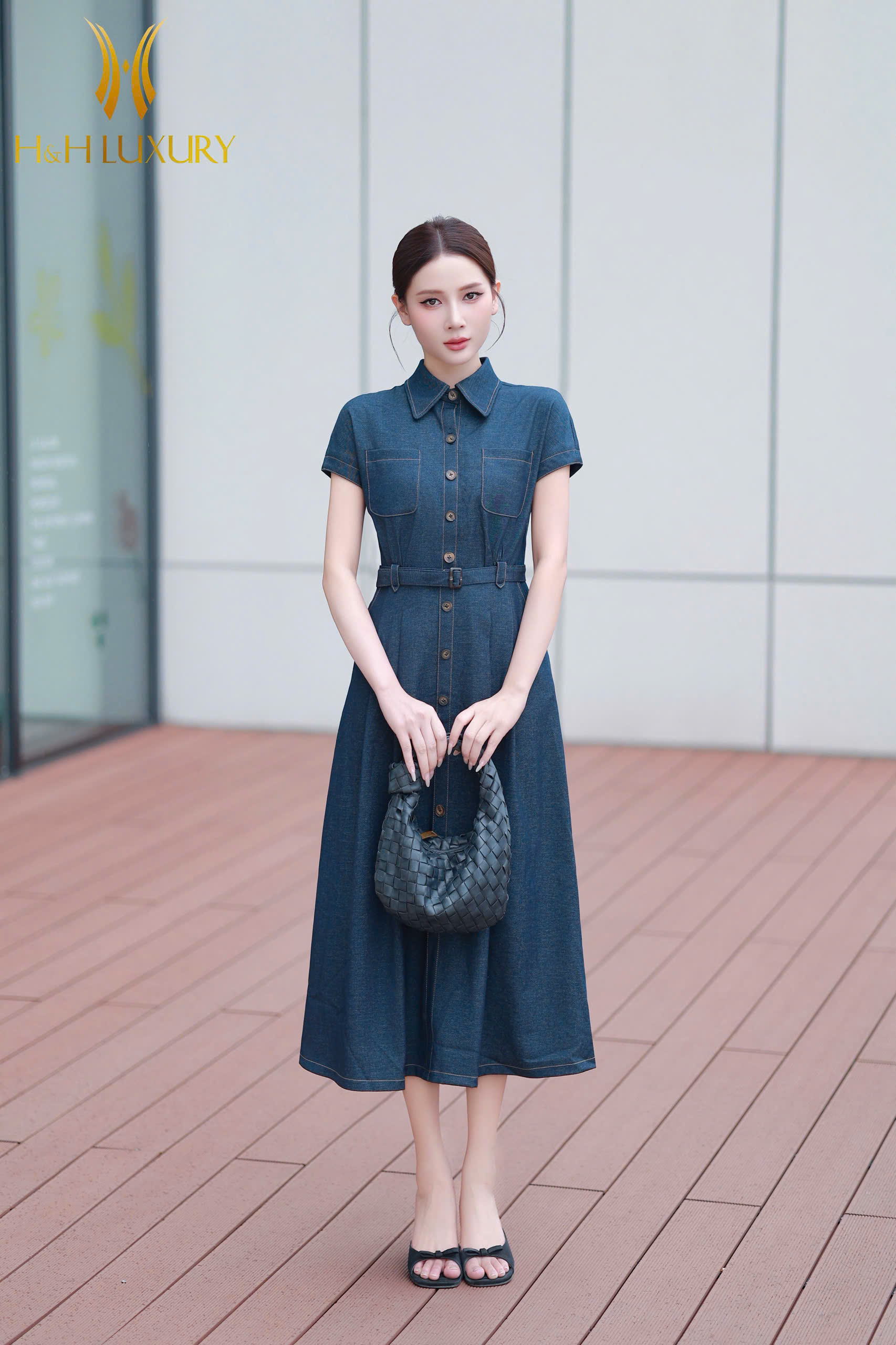 ĐẦM XÒE JEAN XANH NAVY ĐAI EO