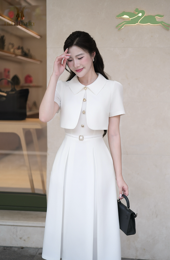 ĐẦM XÒE TRẮNG TÀ NGỰC ĐÍNH CÚC